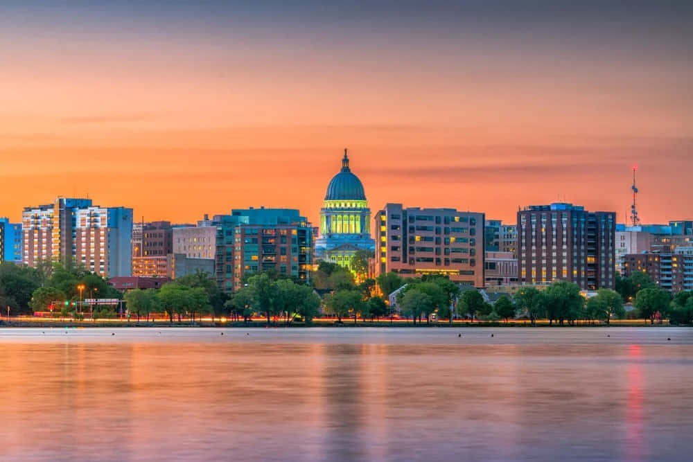 Madison Wisconsin Capitol Sunset Skyline Wallpaper