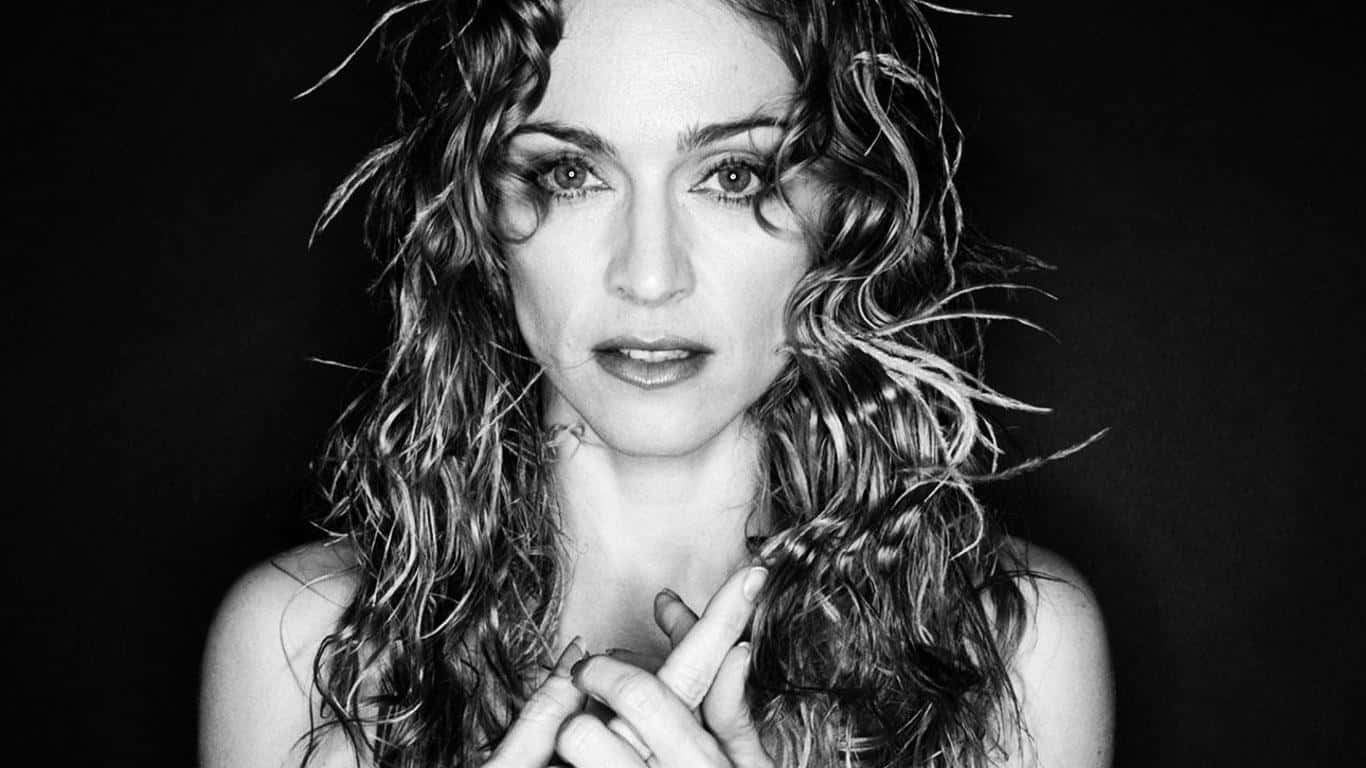 Madonnatritt Live Auf Der Bühne Auf.