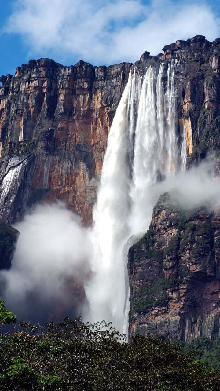 Magnificent Angel Falls In Venezuela Wallpaper