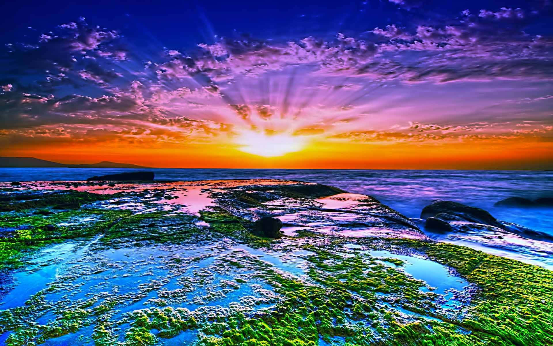 PC Wallpaper 4K - Enchanting Ocean Sunset: A Colorful Fantasy