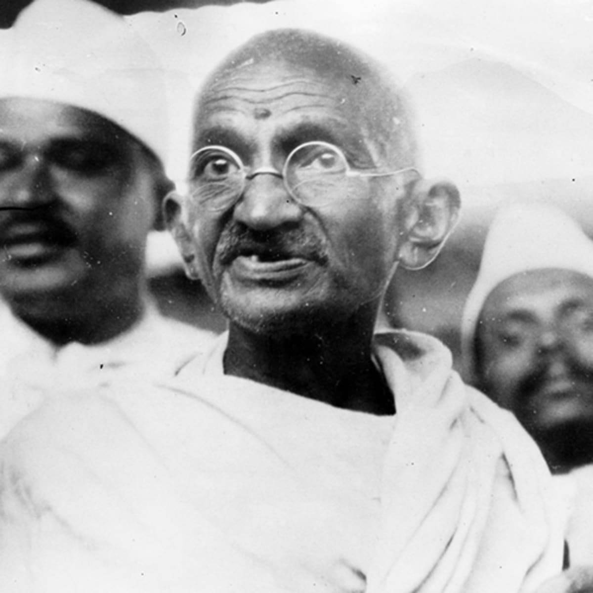 Mahatma Gandhi Vintage Greyscale Photograph Wallpaper