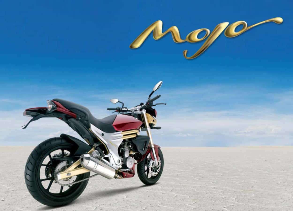 Mahindra Mojo Motorcycle Desert Backdrop Wallpaper