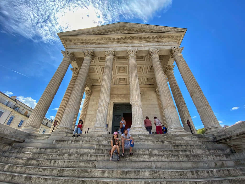 Maison Carrée With People On Steps Picture