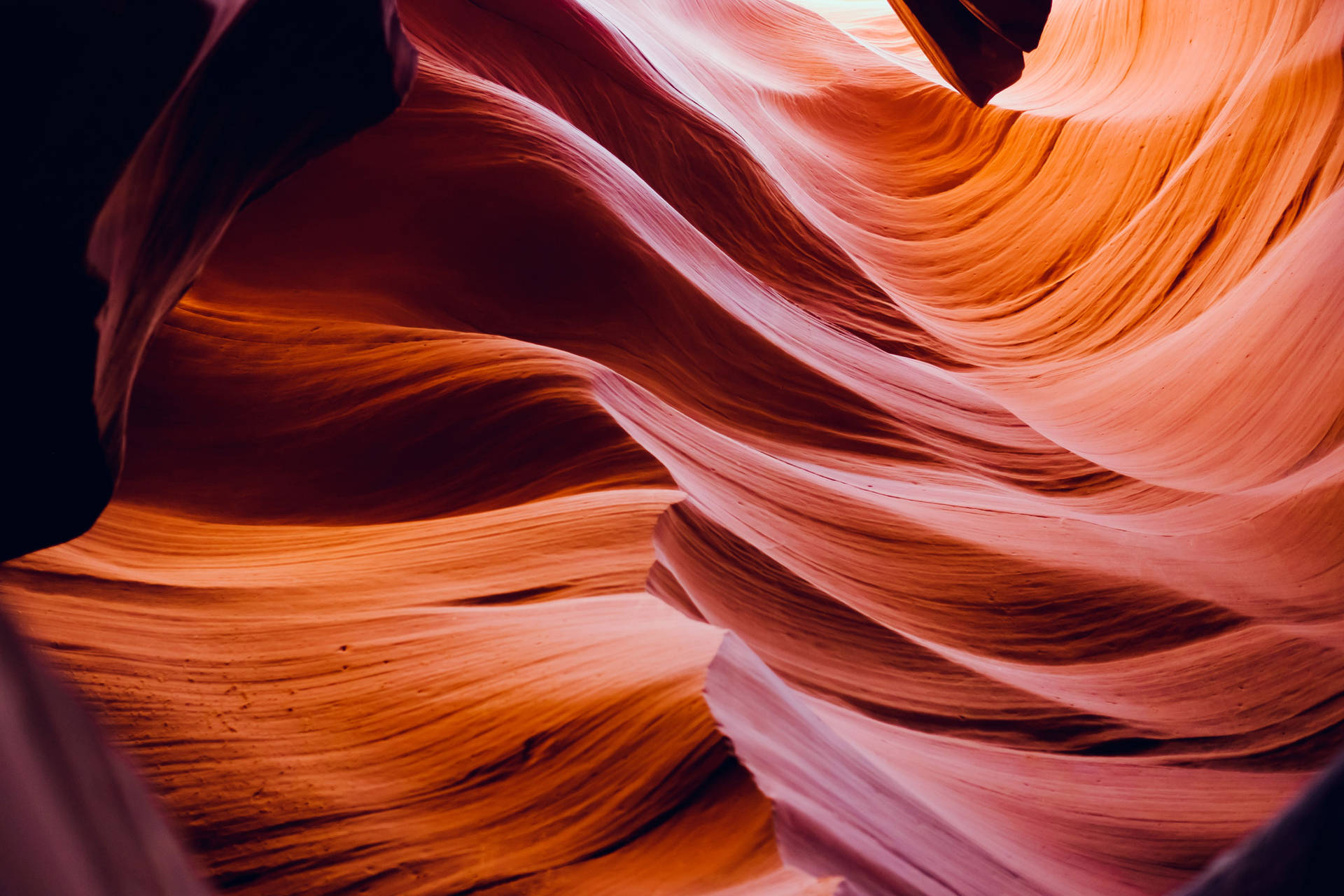 Majestic Antelope Canyon Wallpaper