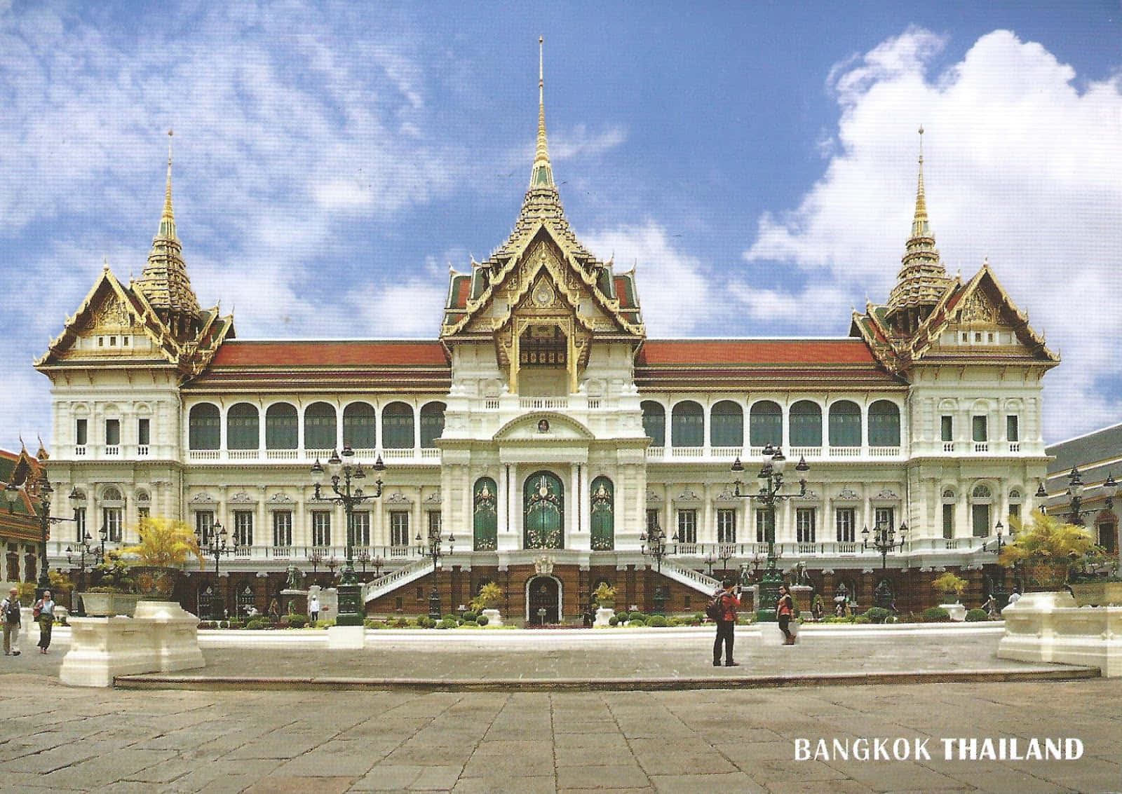 Majestic Architecture Of The Grand Palace, Bangkok Wallpaper
