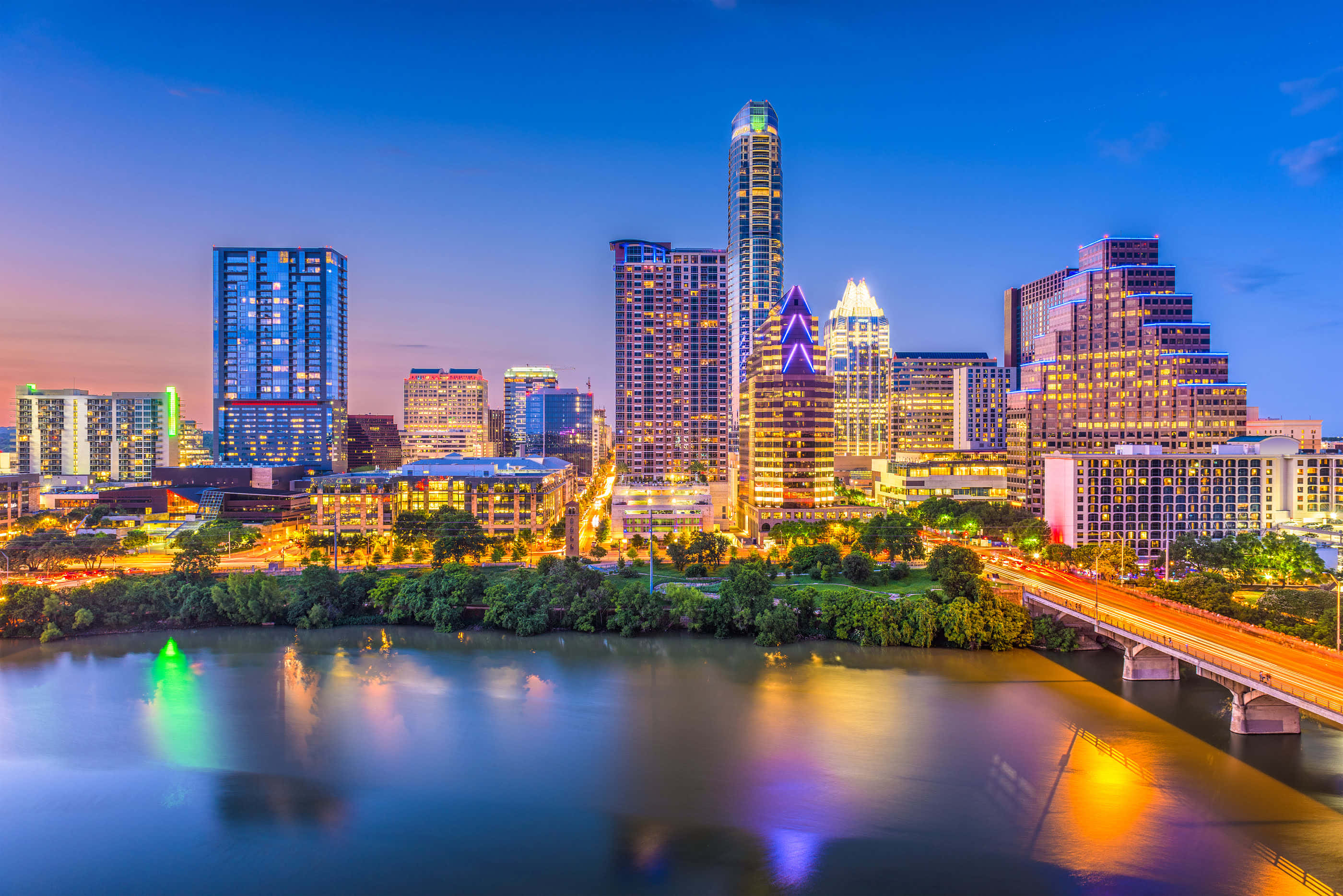 Majestic Austin Texas Skyline At Night Wallpaper