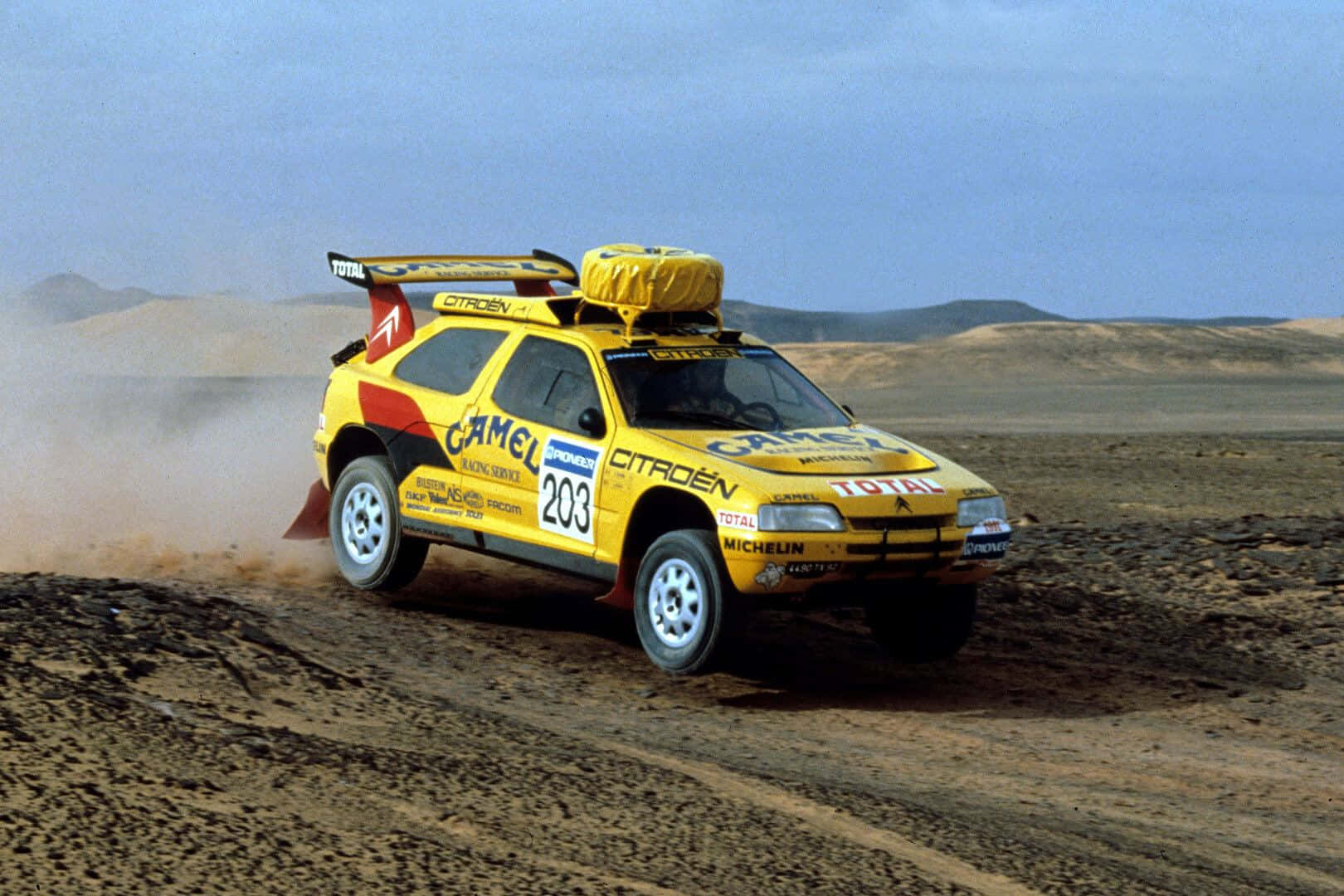 Majestic Citroen Zx In Action Wallpaper