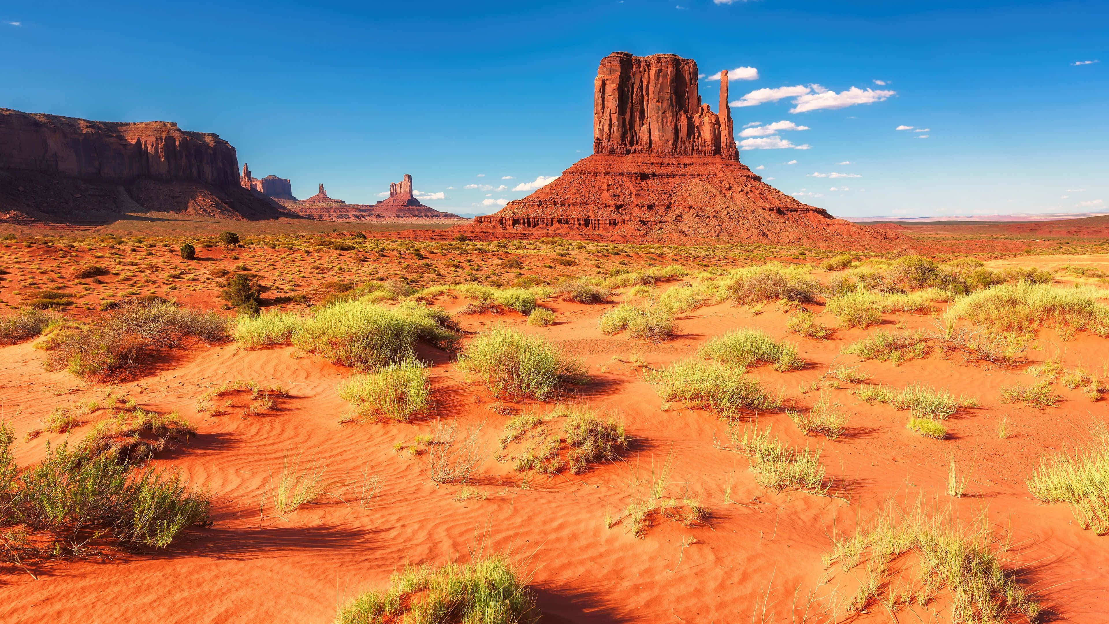 Majestic Desert Scenery In 4k Wallpaper