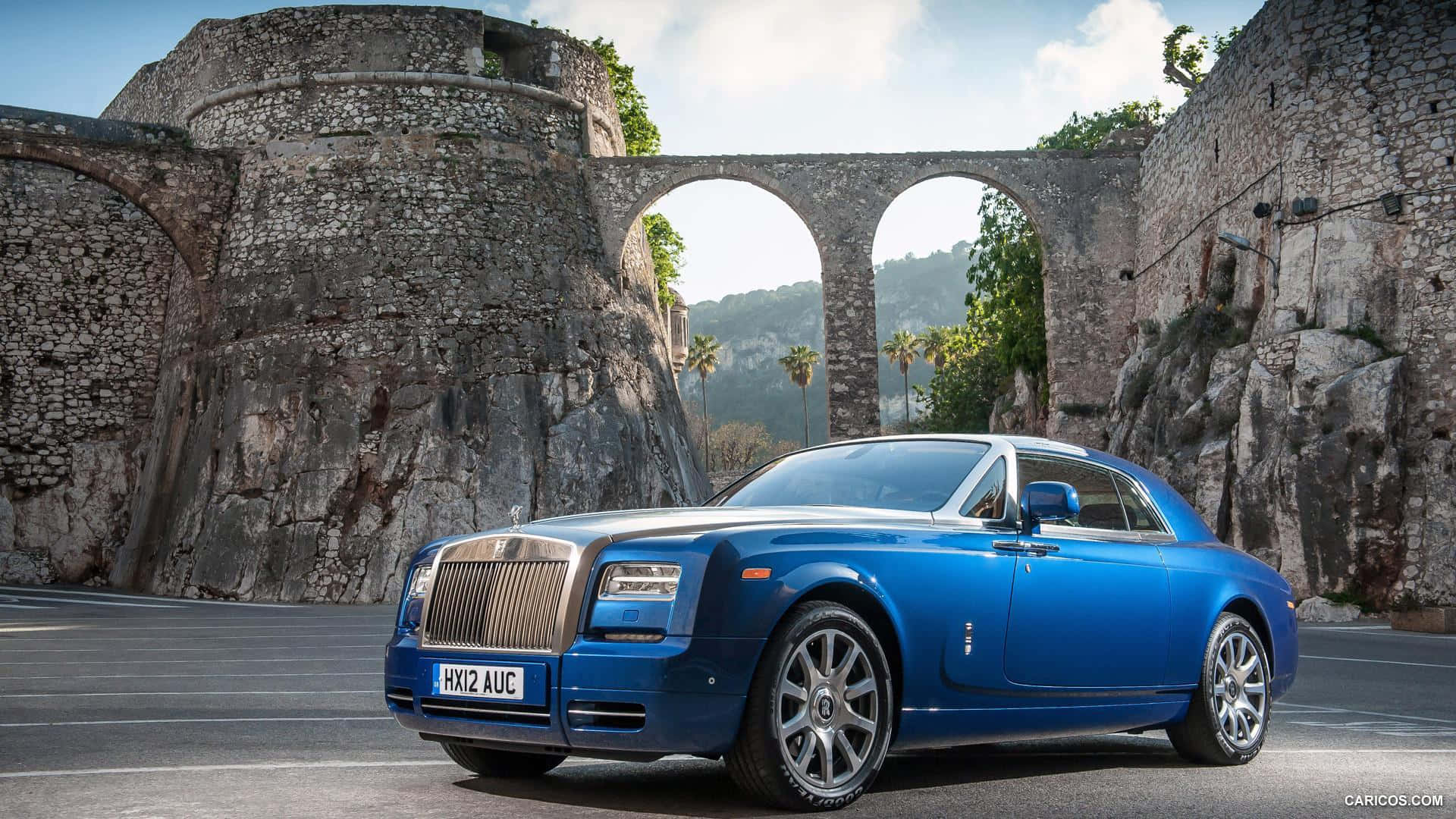 Majestic Elegance Of Rolls Royce Sweptail Wallpaper