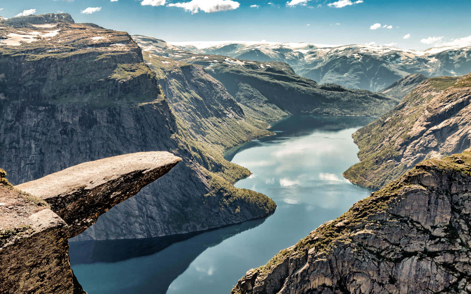 Majestic Fjord Viewpoint Norway Wallpaper
