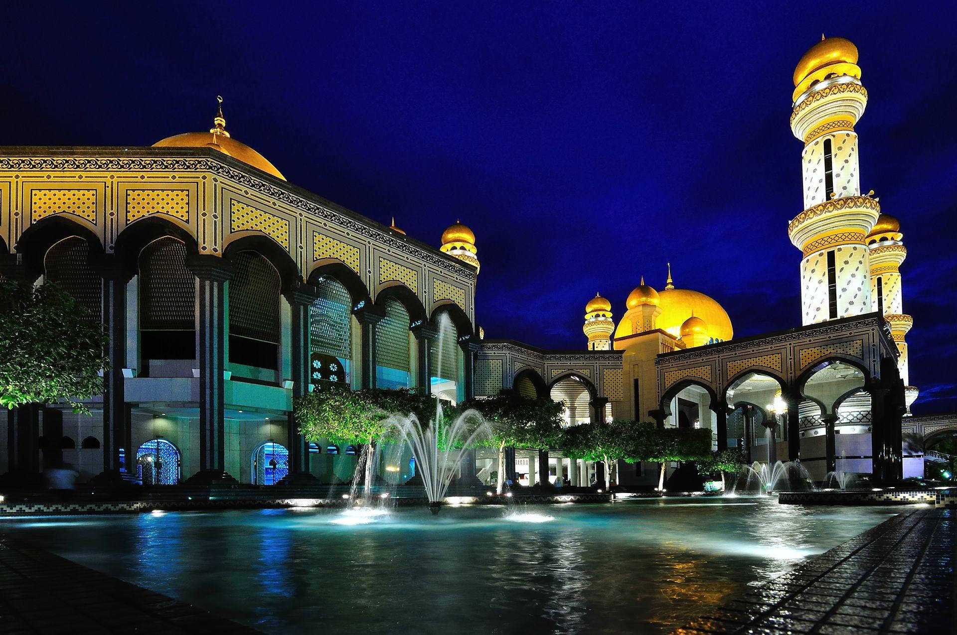 Majestic Fountain In Brunei Wallpaper