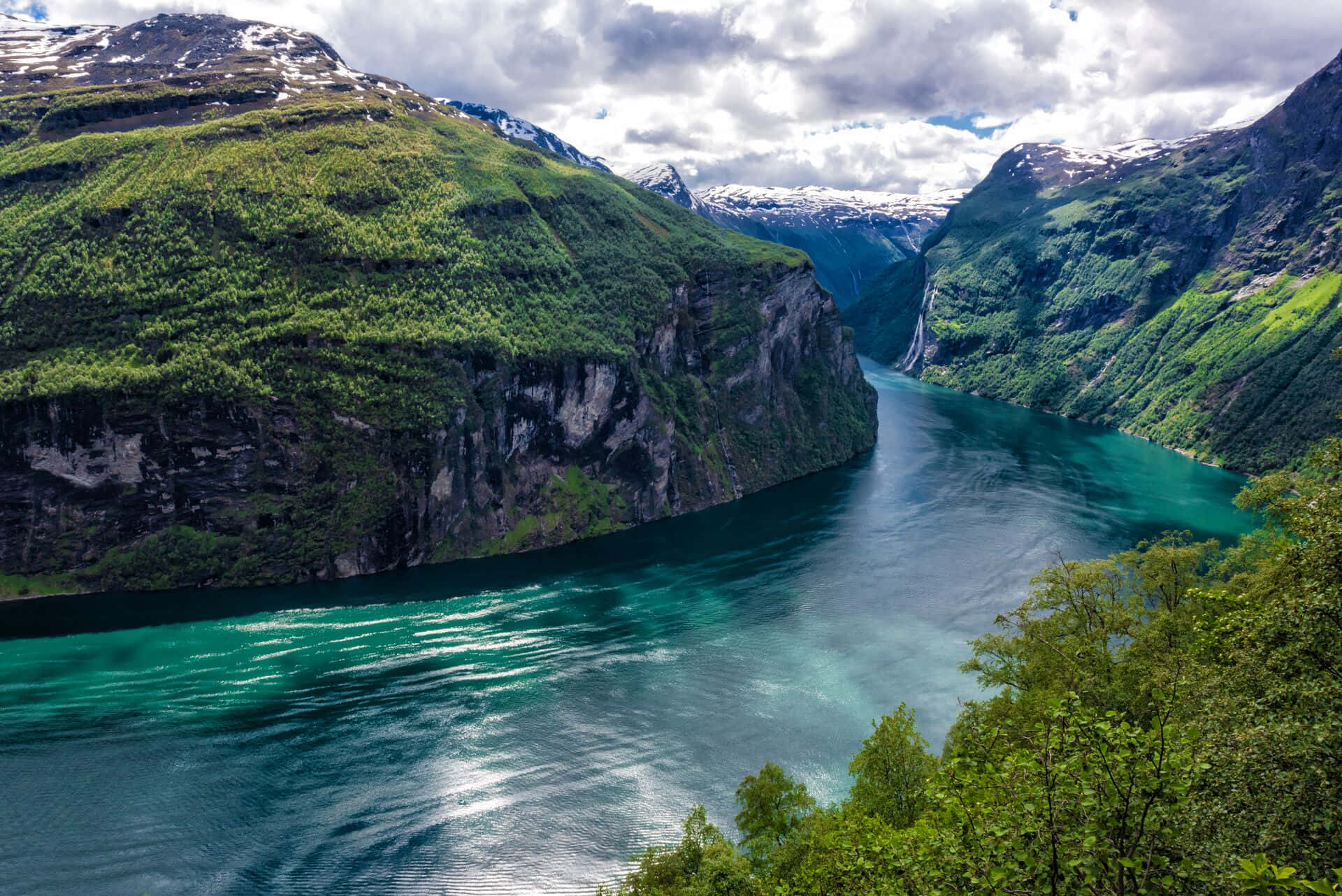 Majestic Green Fjord Landscape Wallpaper