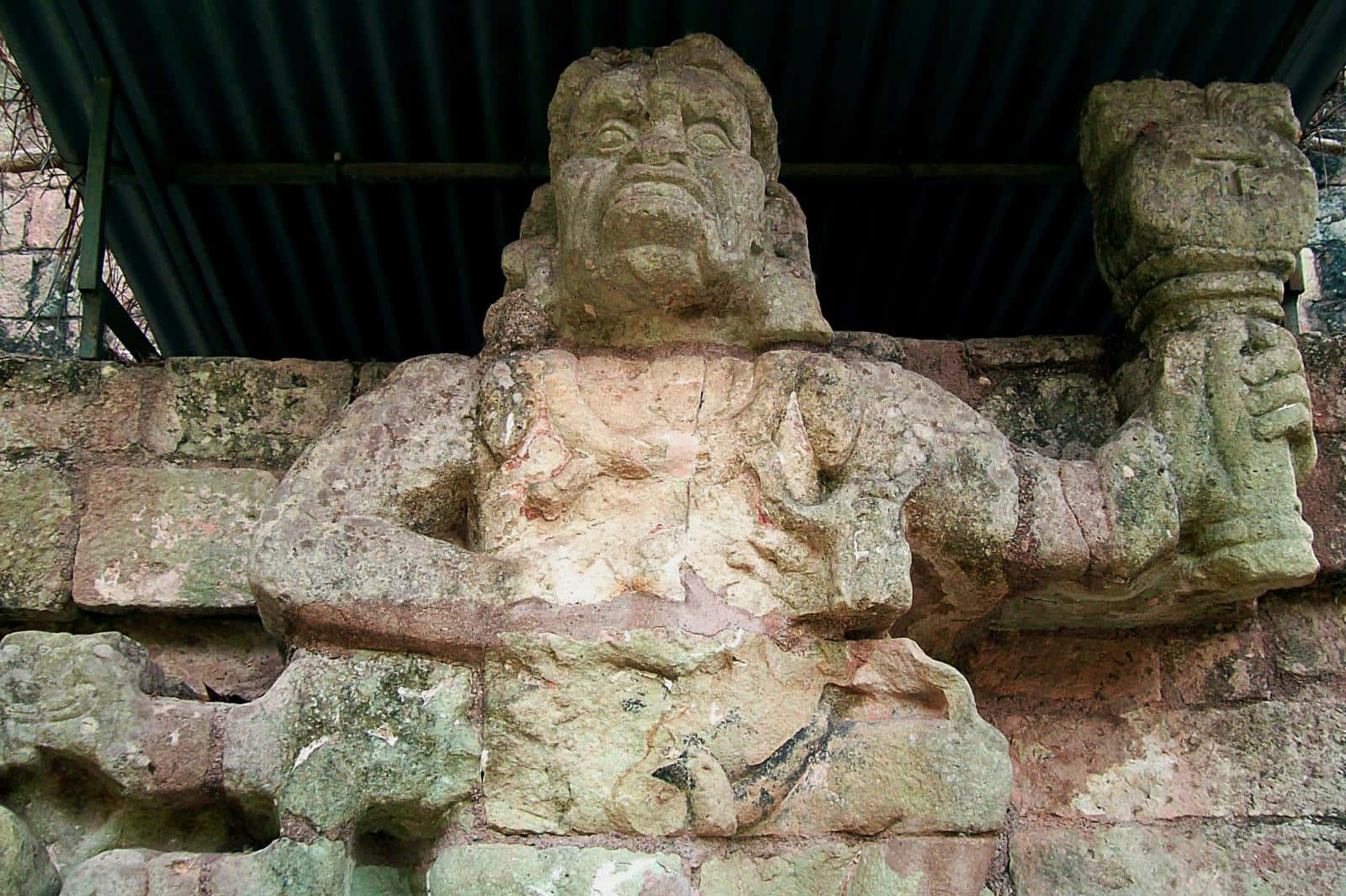 Majestic Mayan Ruins Of Copan Wallpaper