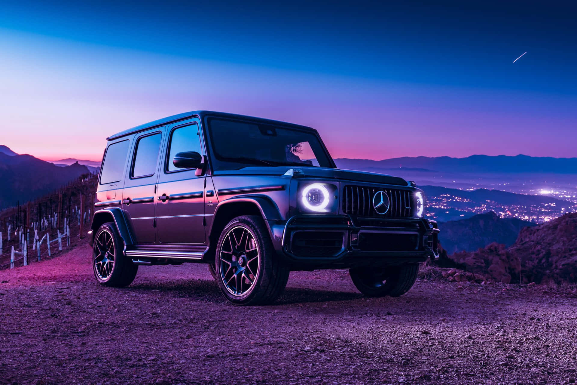 Majestic Mercedes Benz G-class In Its Prime Wallpaper