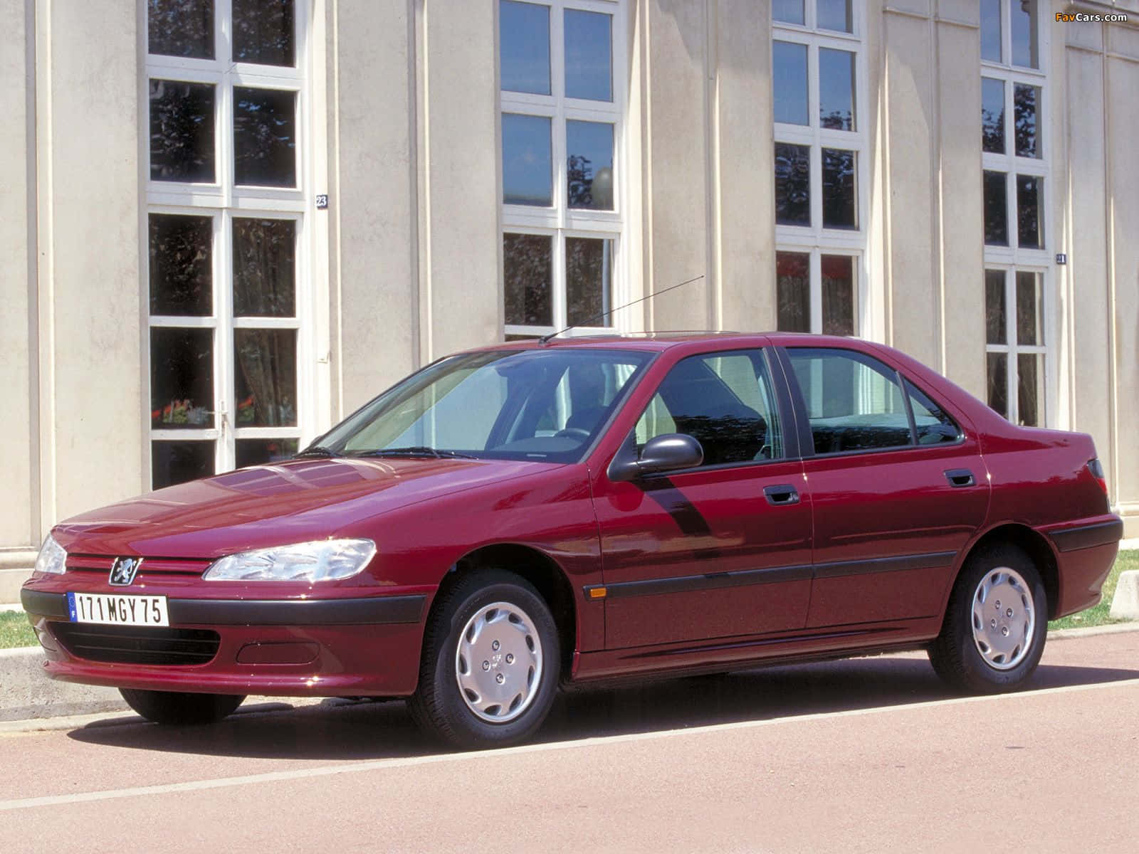 Majestic Peugeot 406 In The City Wallpaper