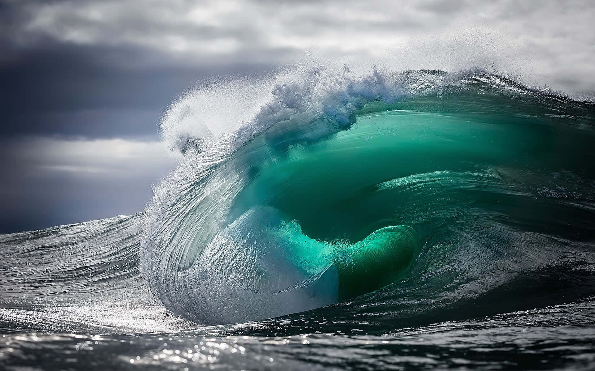 Majestic Power Of A Tsunami Wave Wallpaper