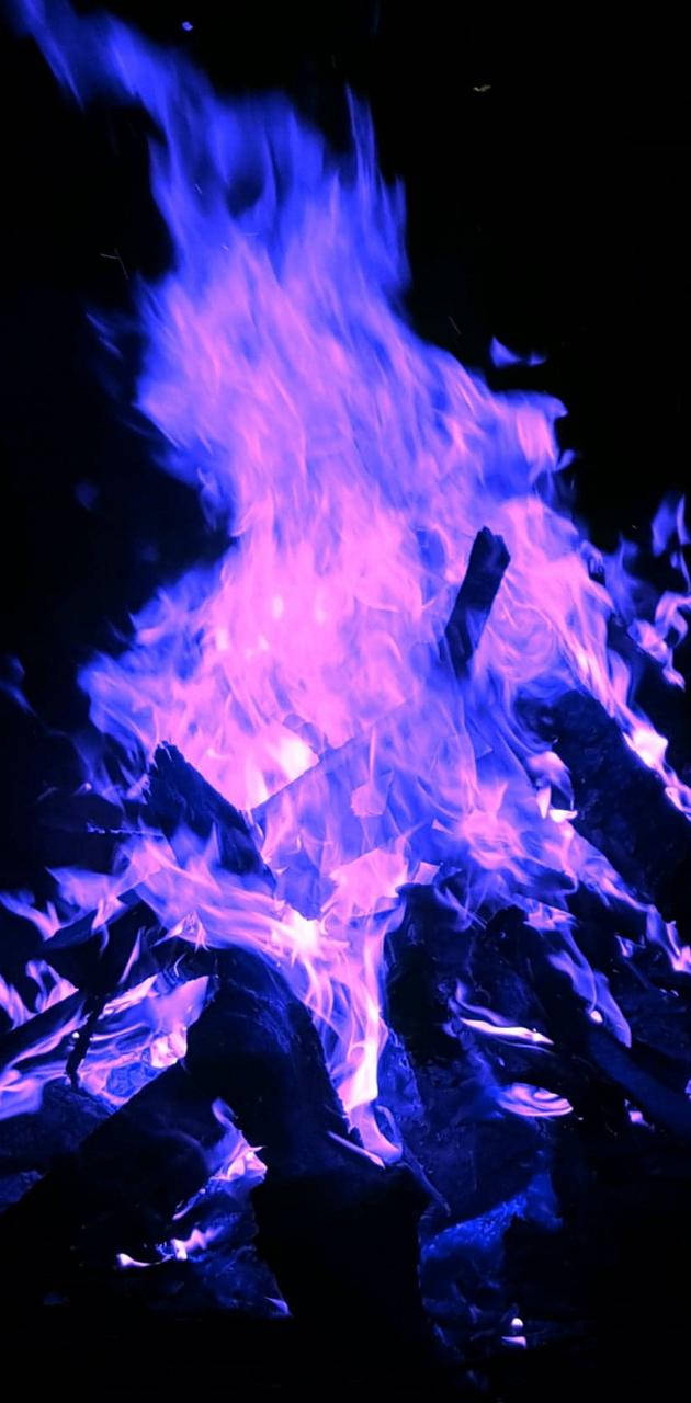 Majestic Purple Fire Flames Wallpaper