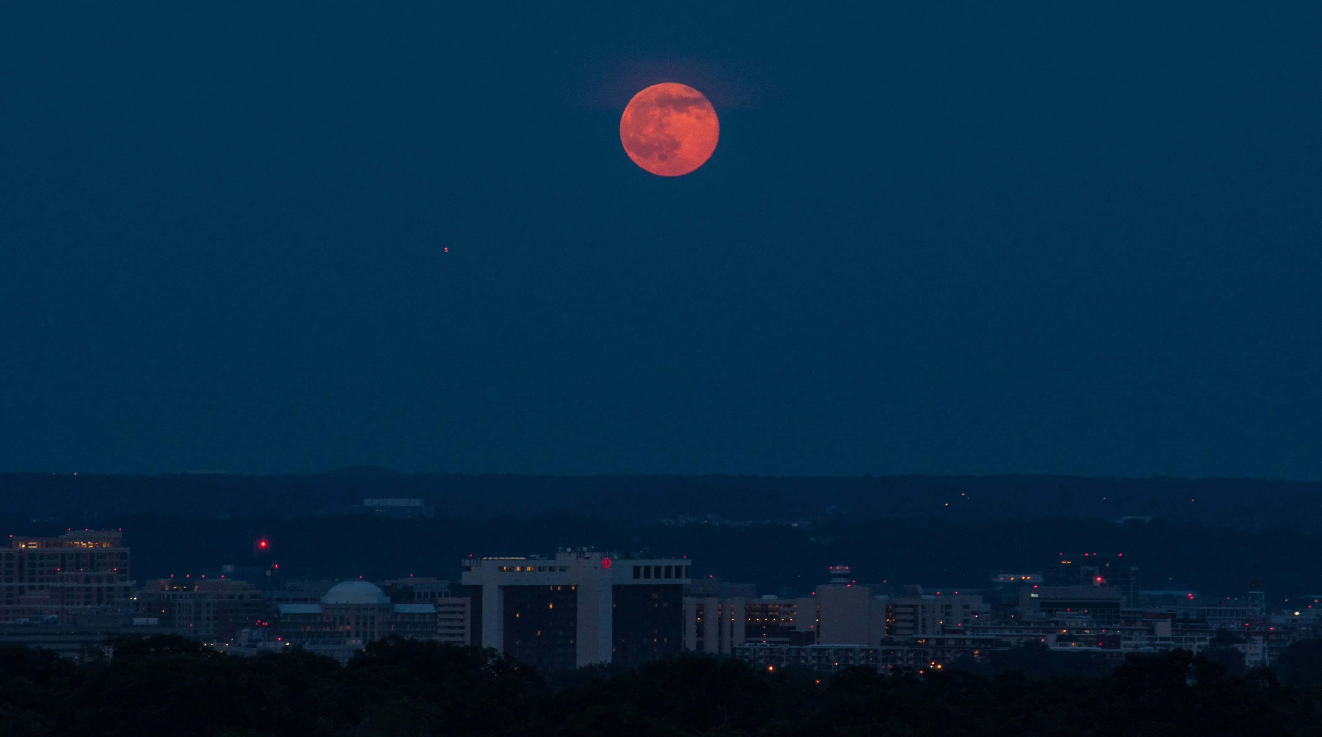 Majestic Strawberry Moon Brightening The Night Sky 2019 Wallpaper