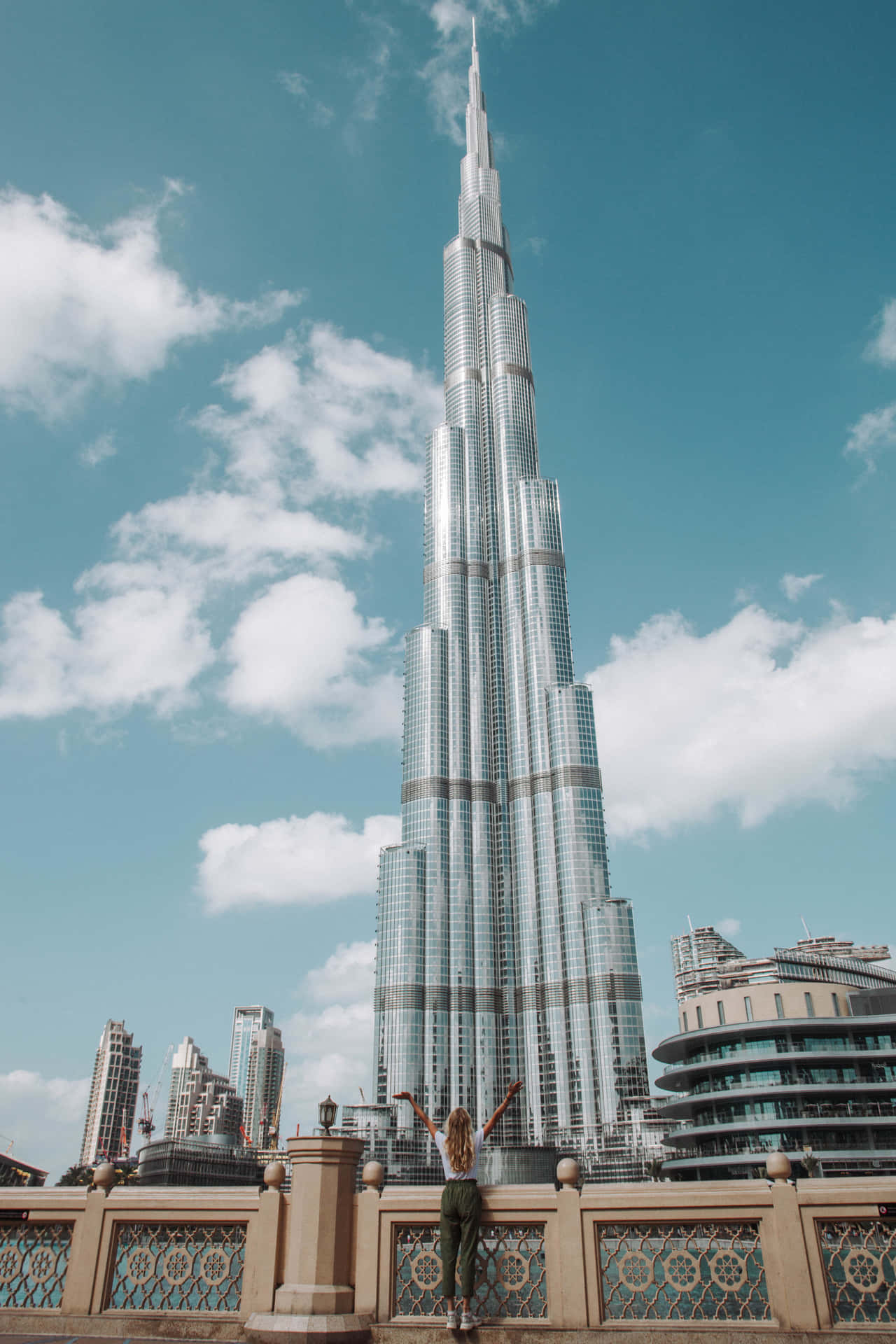 Majestic View Of Burj Khalifa At Dusk
