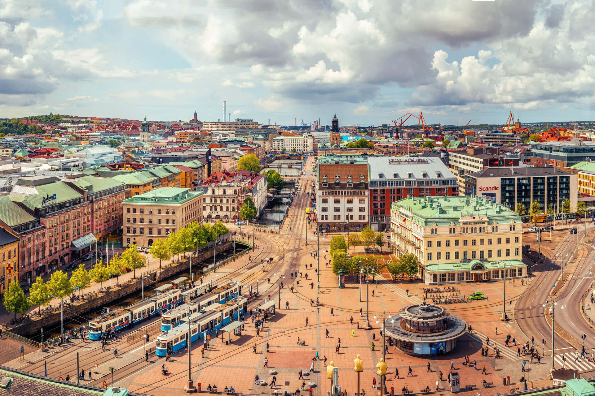 Majestic View Of Gothenburg Cityscape Wallpaper