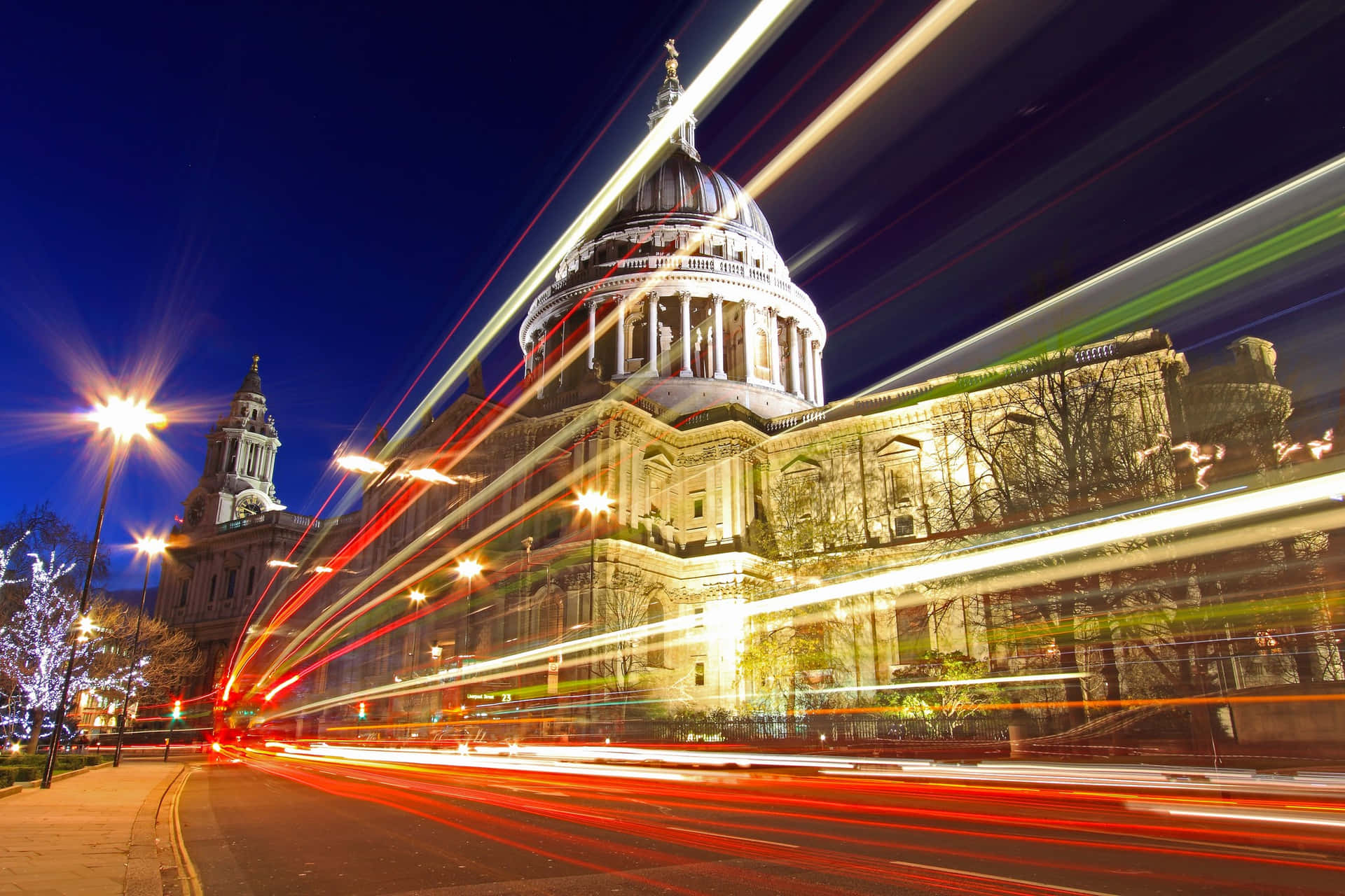 Download Majestic View Of St Paul's Cathedral Wallpaper | Wallpapers.com