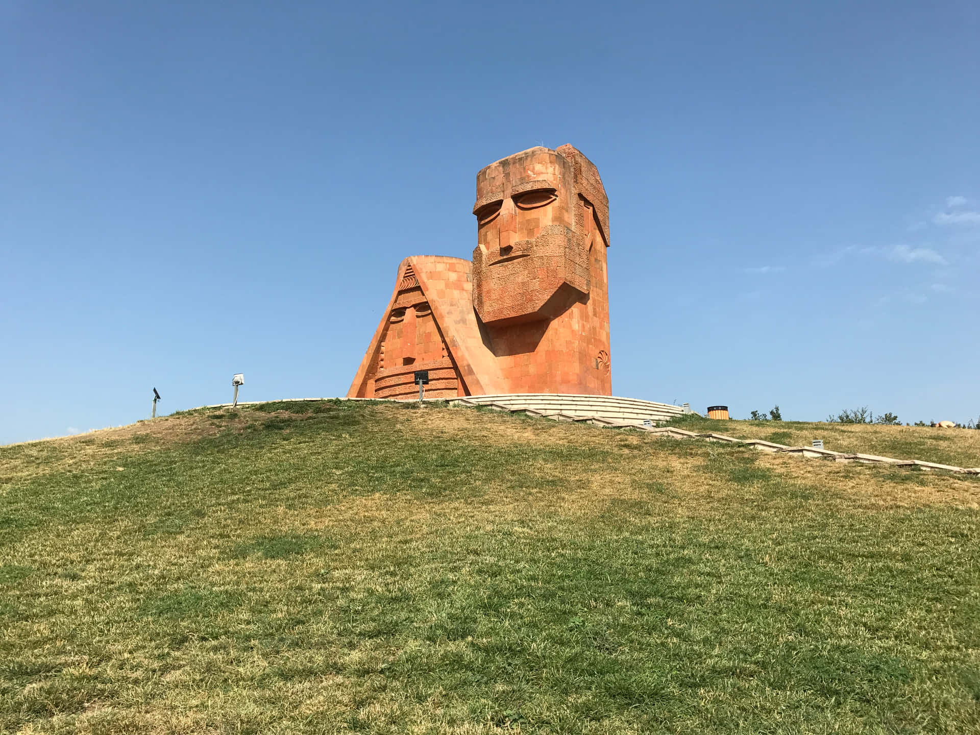 Majestueus Uitzicht Op We Are Our Mountains Monument Achtergrond