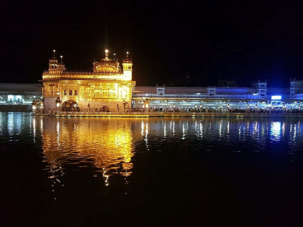 Majestosavista Del Tempio D'oro Ad Amritsar, India.