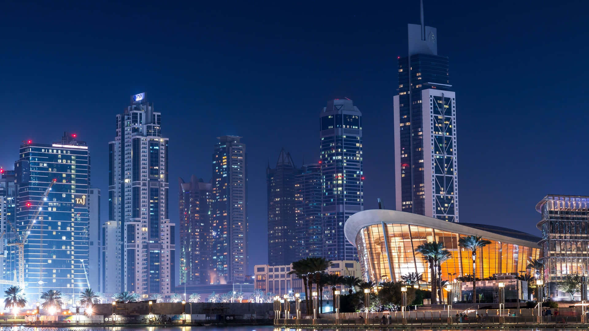 Majestosopanorama Del Skyline Di Dubai Al Tramonto