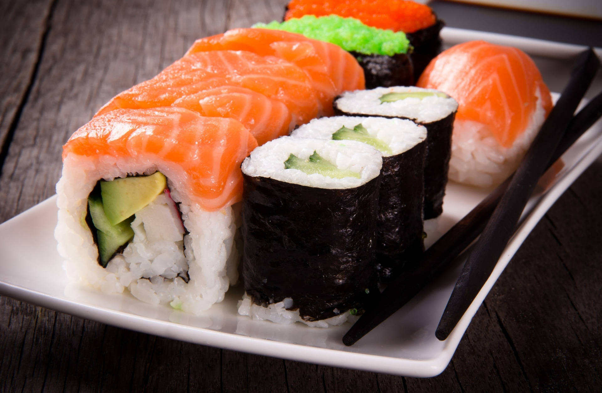 Maki Sushi Roll Appetizer Wallpaper