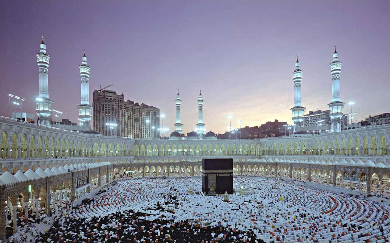 Espléndidavista De La Kaaba En La Gran Mezquita De Makkah, Arabia Saudita.