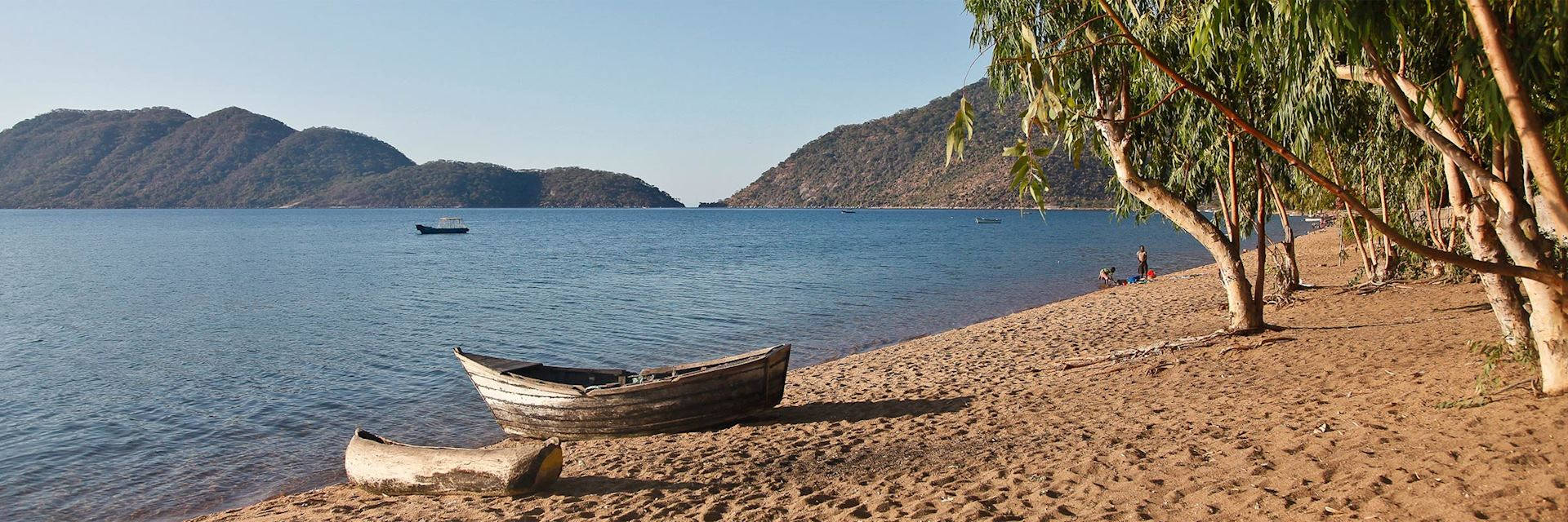 Malawi Small Boats On Beach Wallpaper