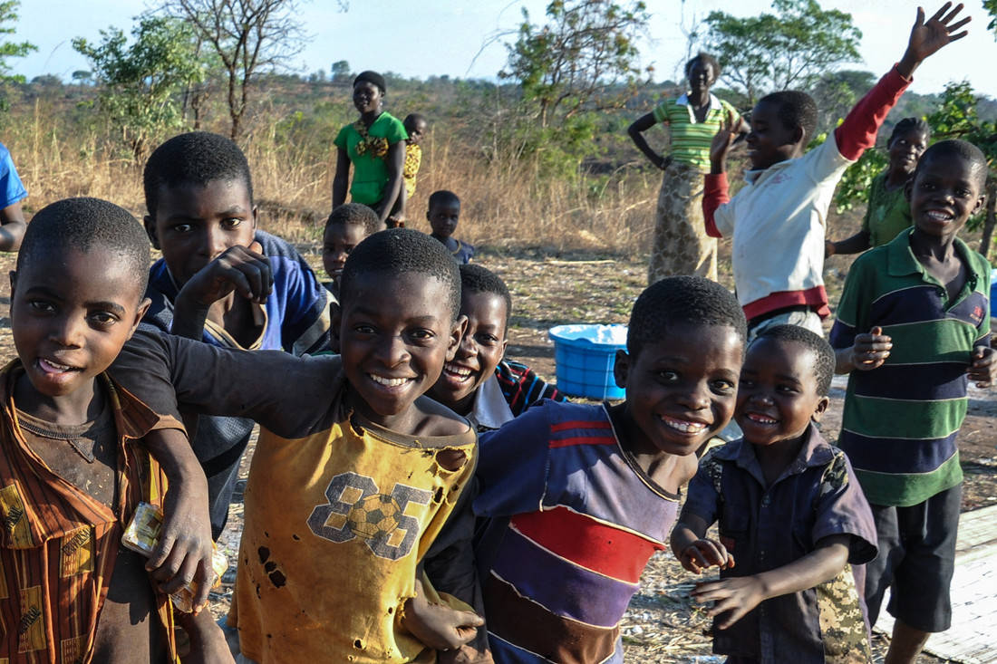 Malawischelächelnde Kinder Wallpaper