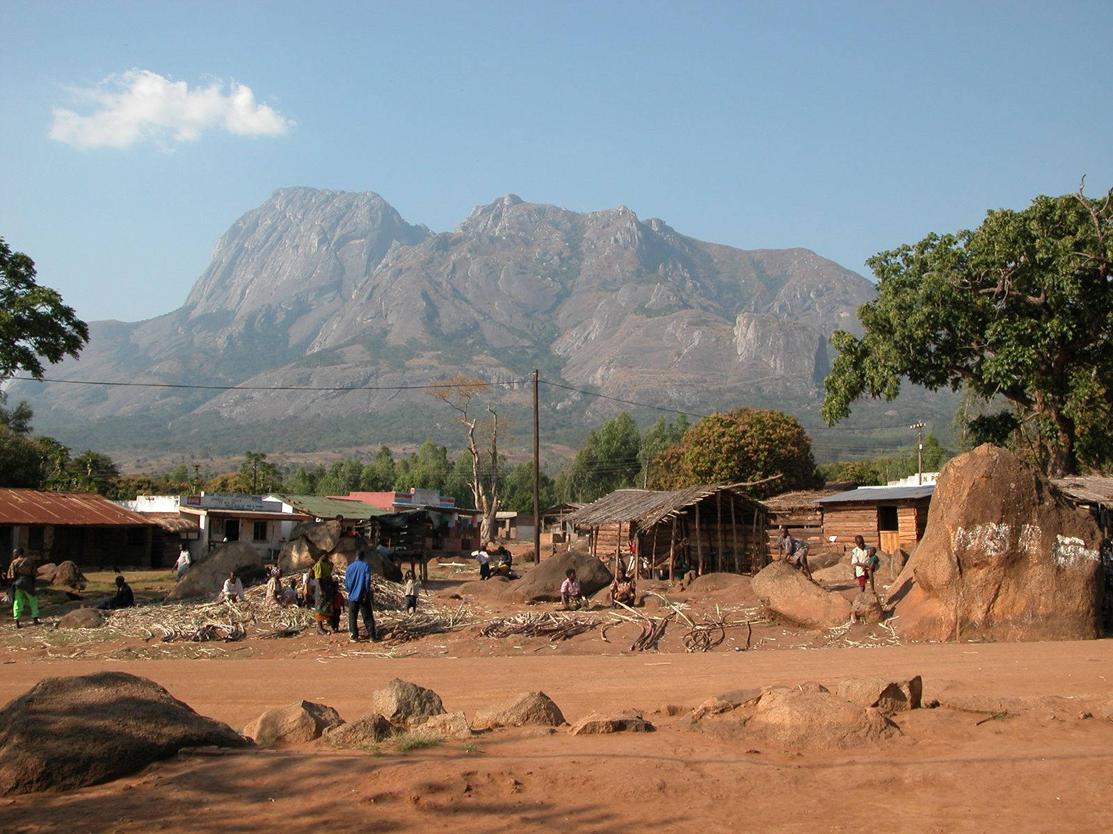 Malawi Town Mountain Wallpaper