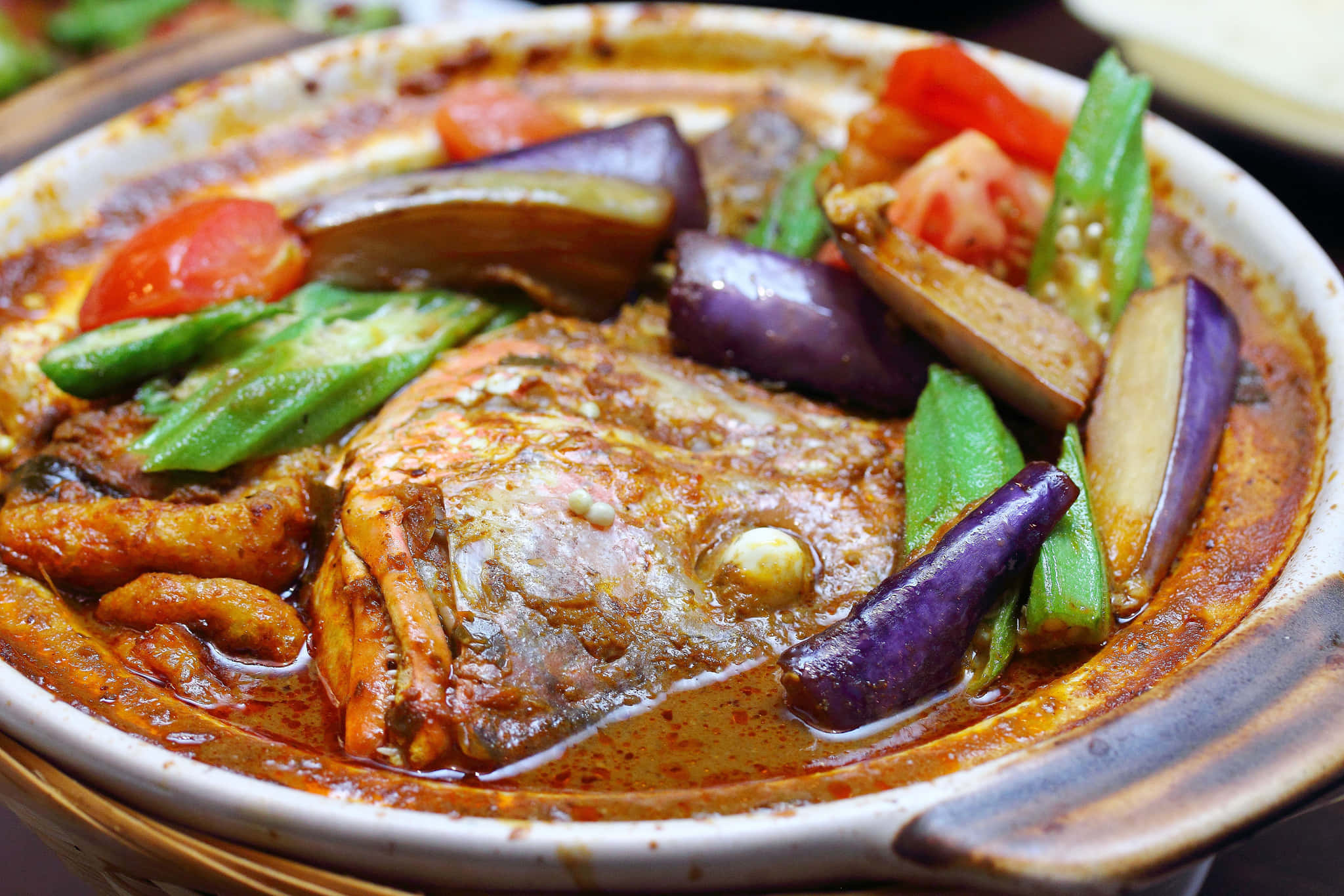Malaysian Dish Fish Head Curry Close Up Shot Wallpaper