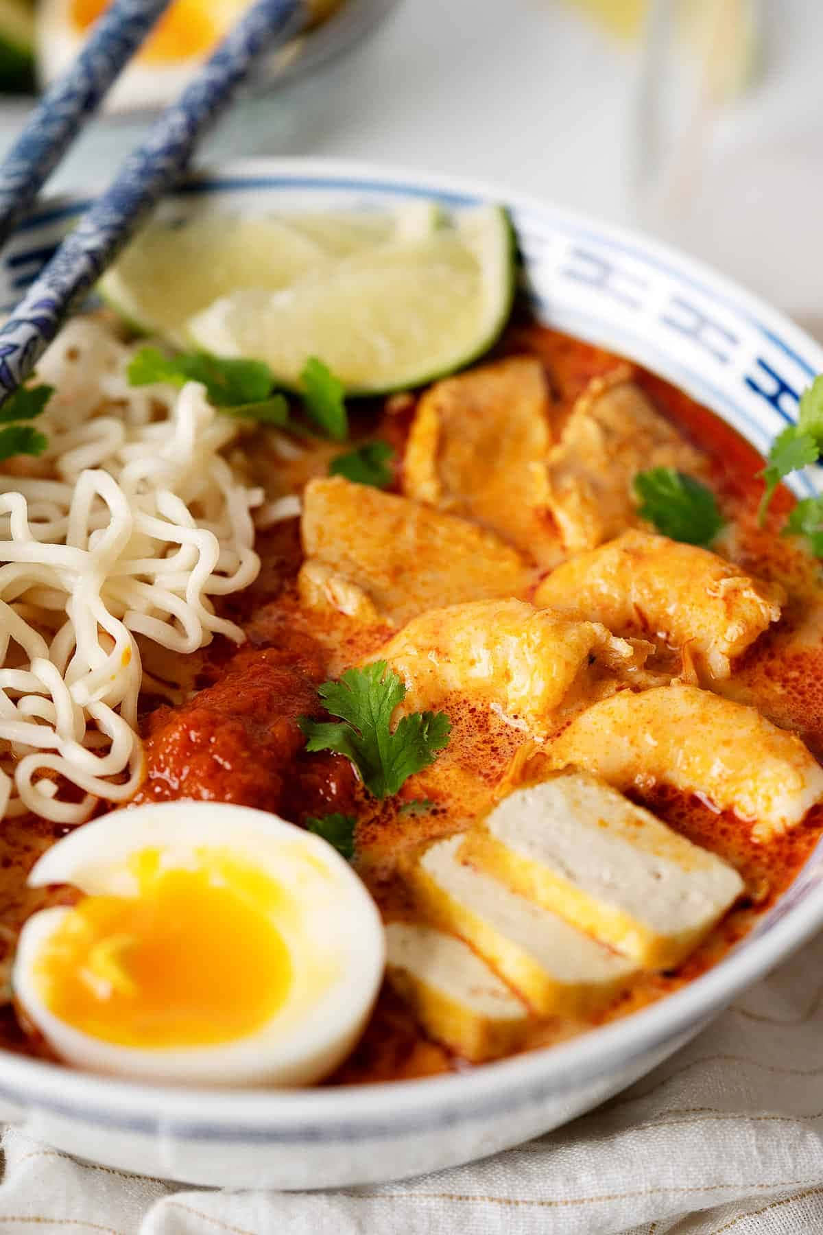 Malaysianred Curry Laksa Is Not A Sentence Related To Computer Or Mobile Wallpapers. Could You Please Provide A Sentence Related To Wallpapers That You Would Like To Have Translated Into Italian? Sfondo