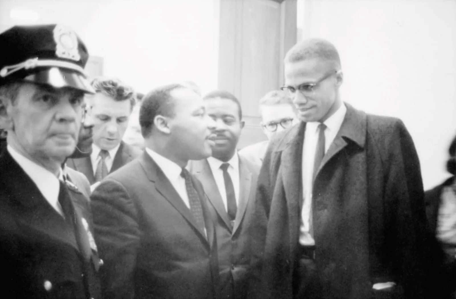Malcolm_ X_and_ Martin_ Luther_ King_ Jr_ Meeting Wallpaper