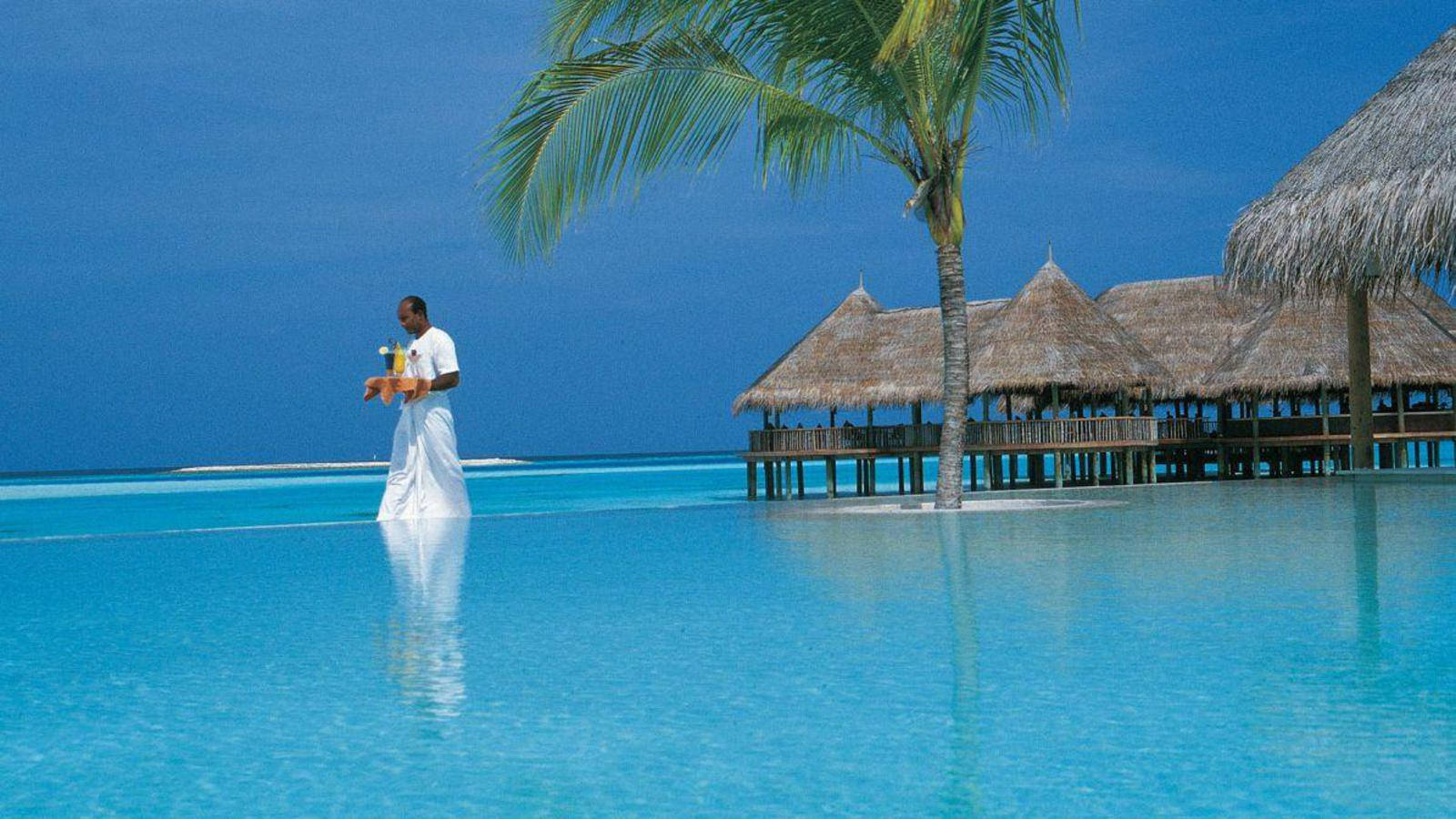 Resortda Ilha De Kuramathi Nas Maldivas. Papel de Parede