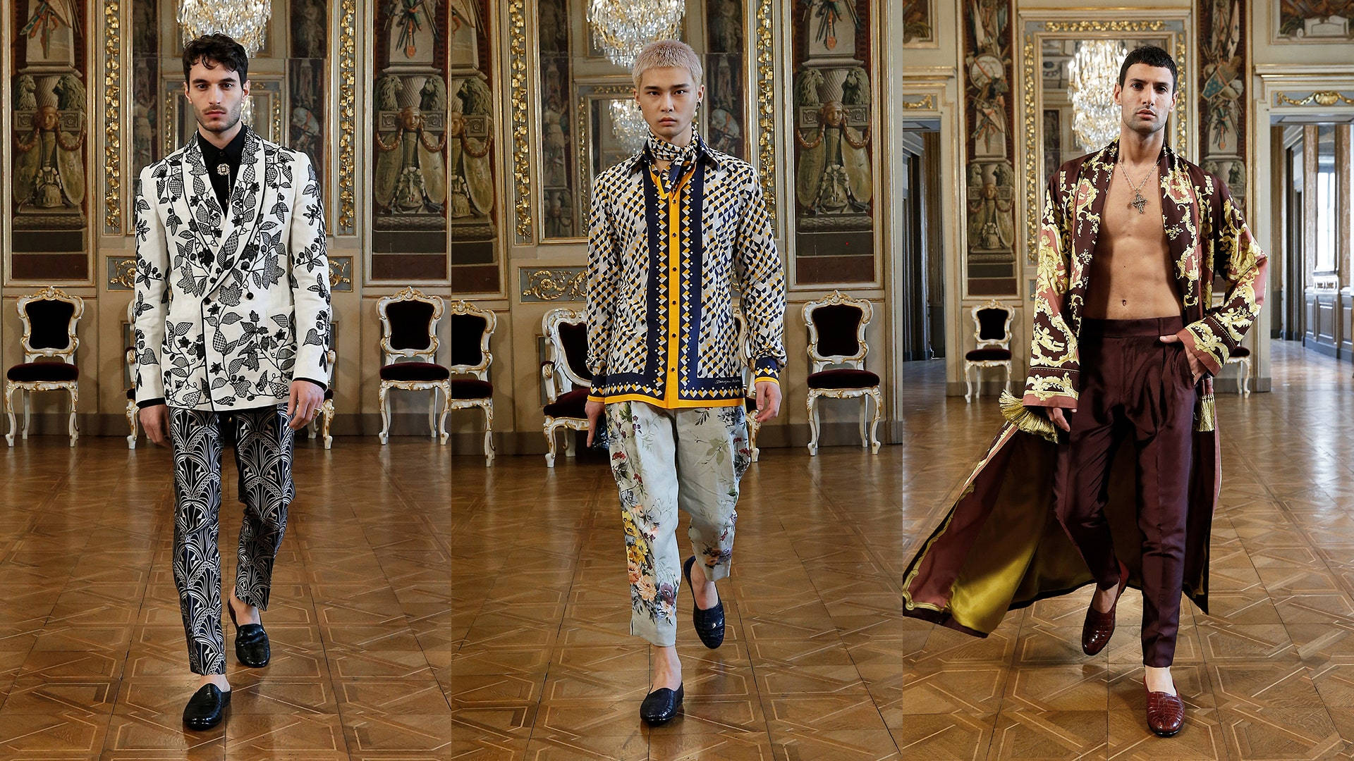 Männlichedolce Und Gabbana Models Mit Königlicher Kleidung Wallpaper