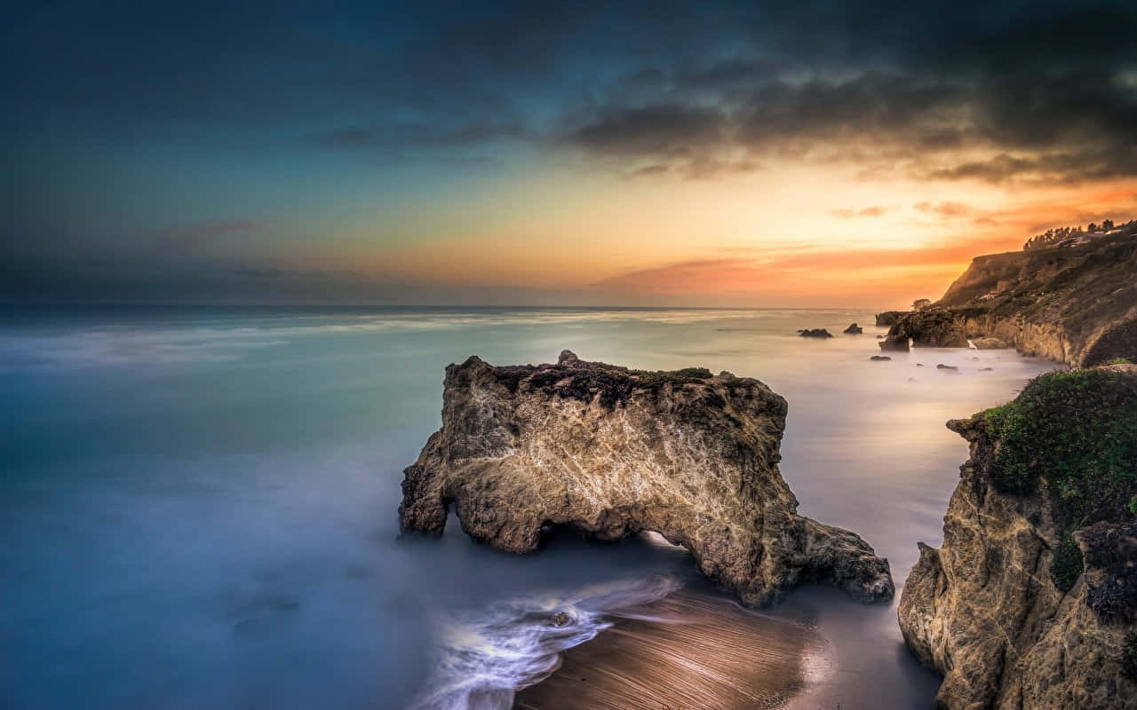 Malibu Beach Sunrise Desktop Islets Wallpaper