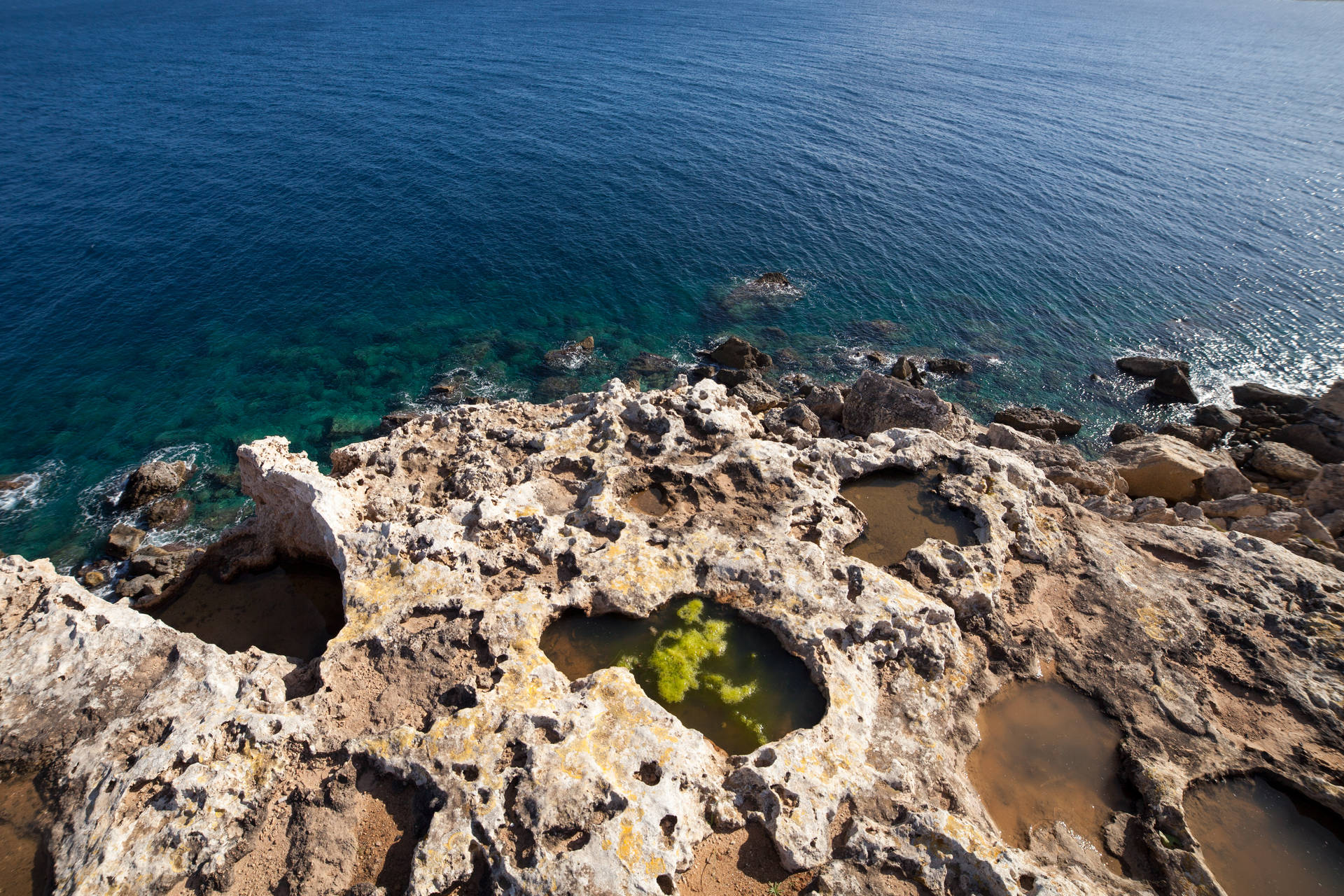 Malta Shore Background
