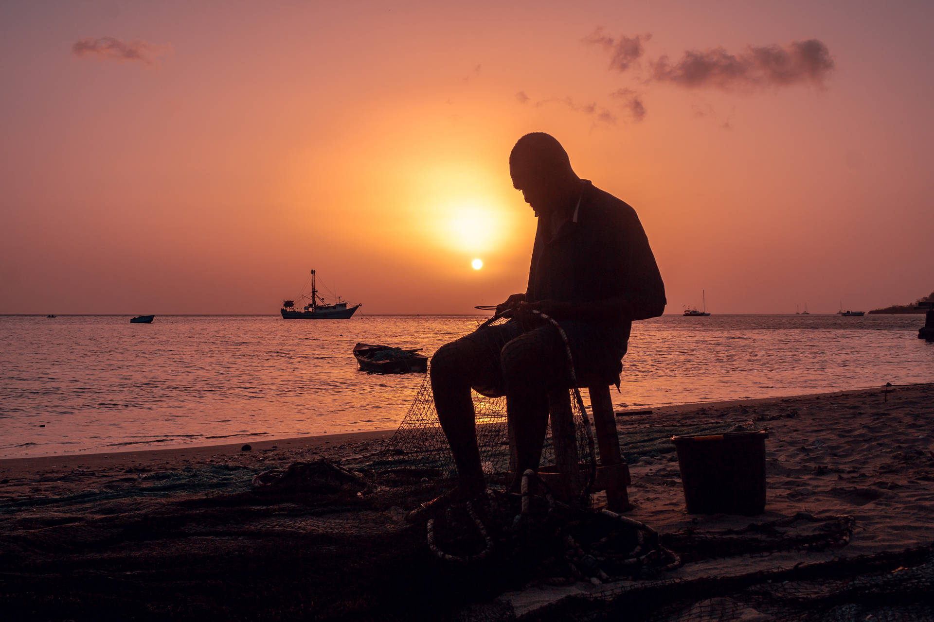 Man In Sunset At Grenada Wallpaper