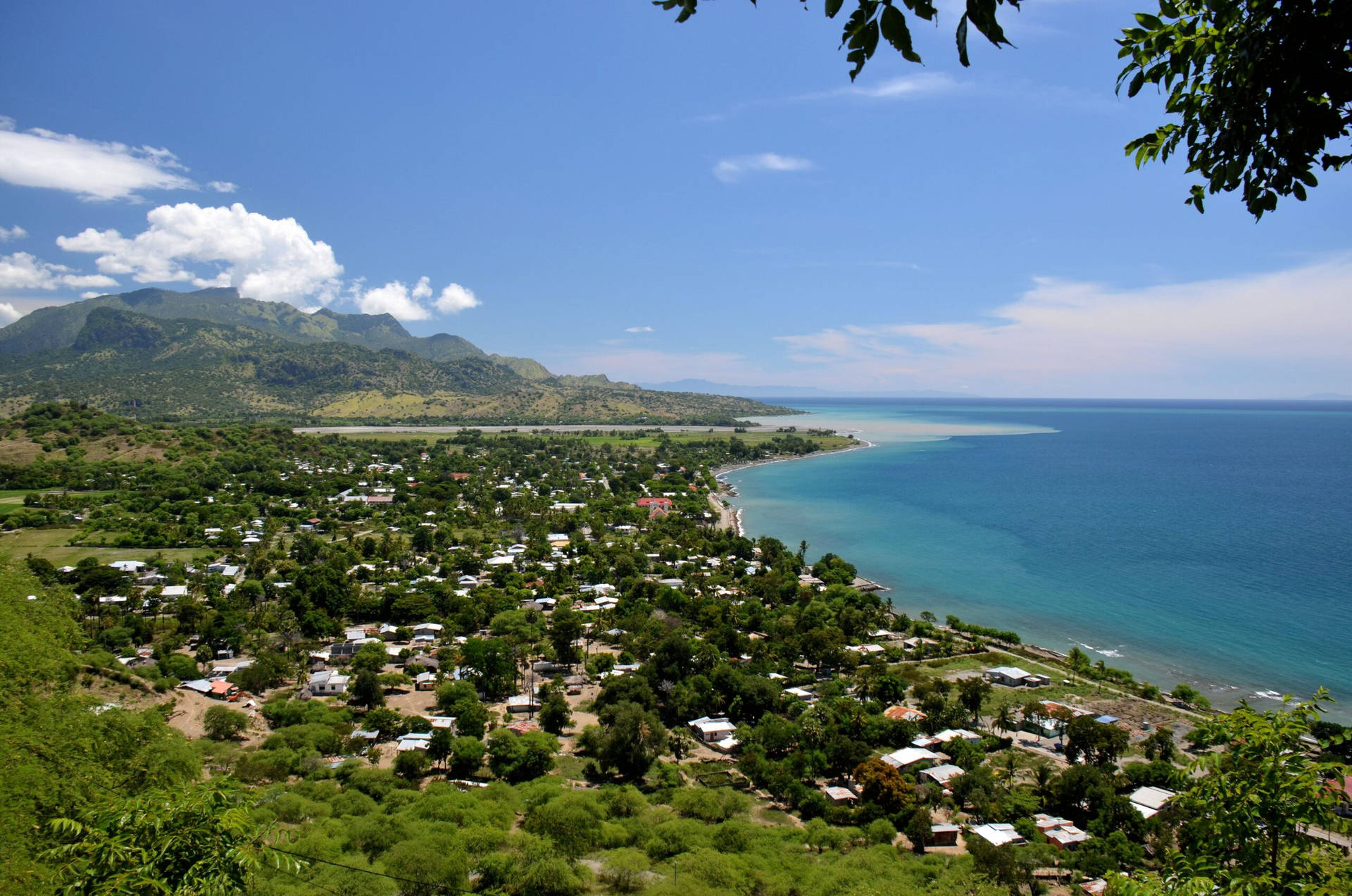 Cittàdi Manatuto, Timor Est Sfondo