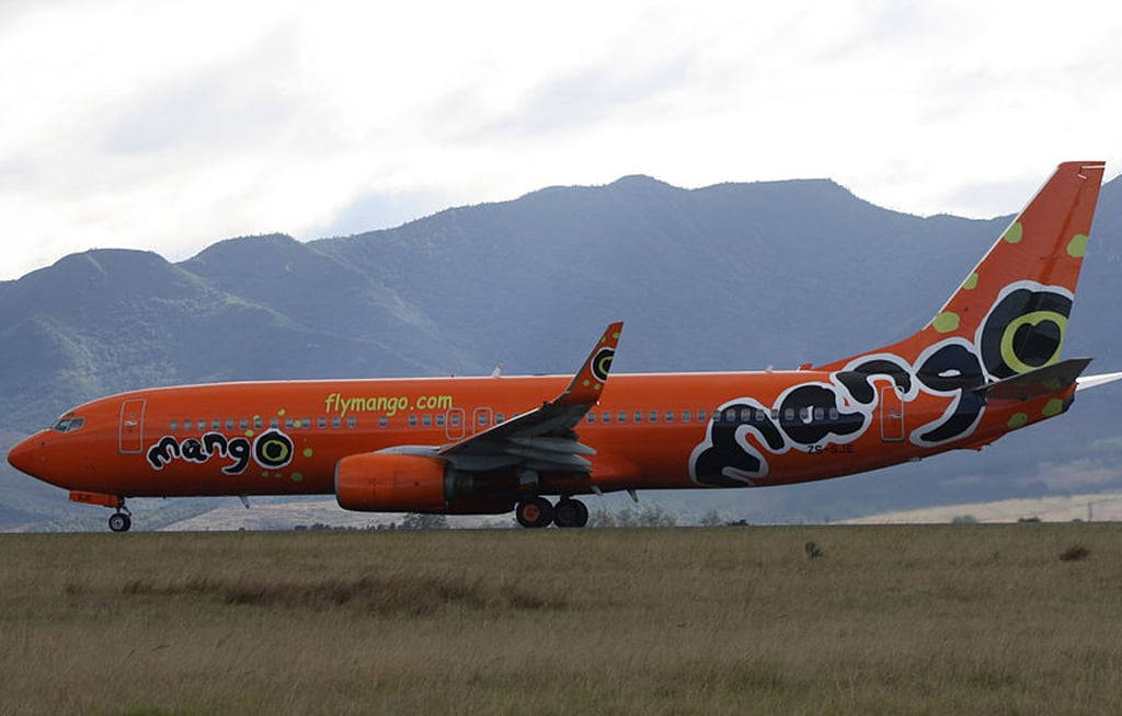 Mango Airlines Airplane Side View Wallpaper