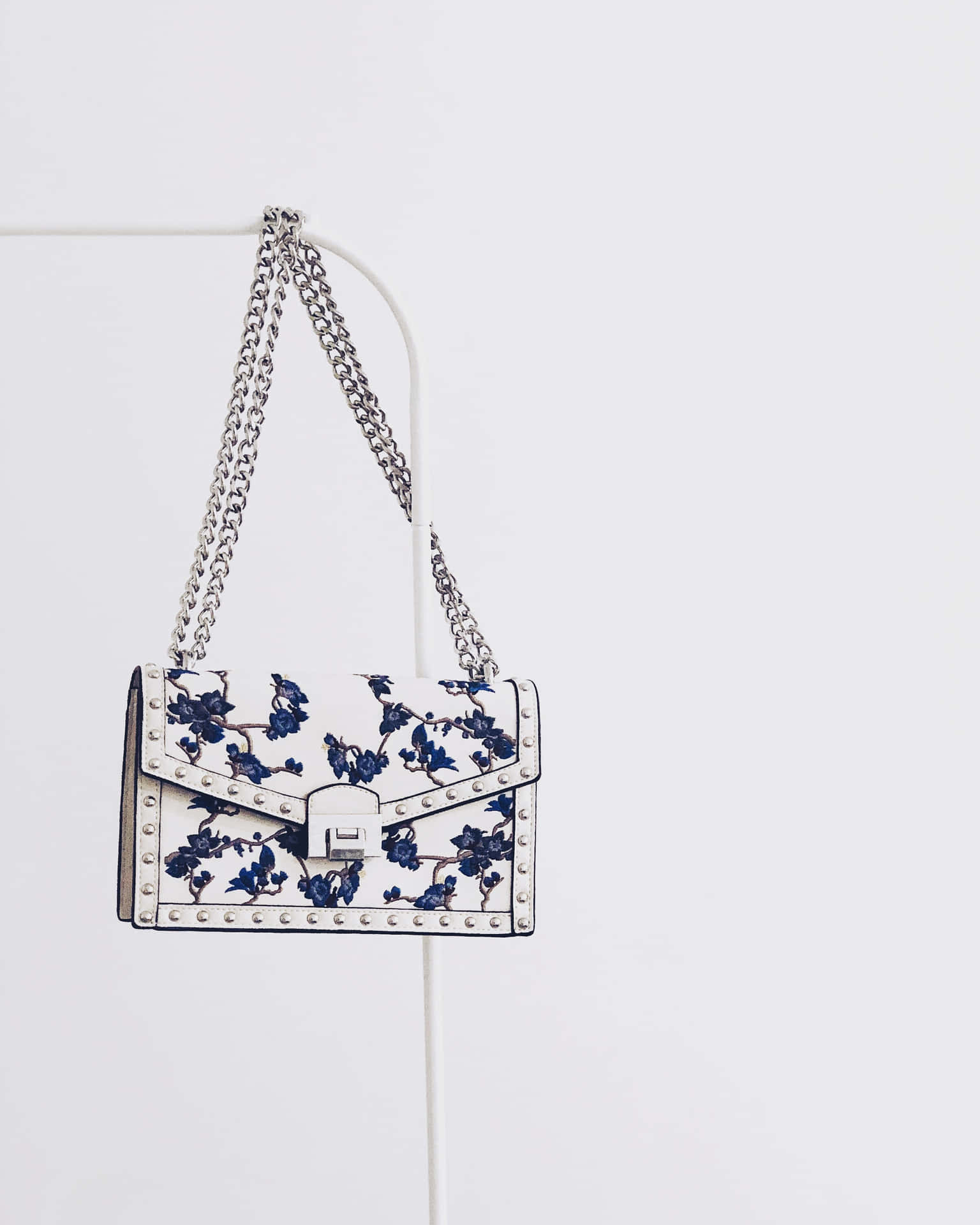 Mango Off-white Blue Embroidered Handbag Wallpaper