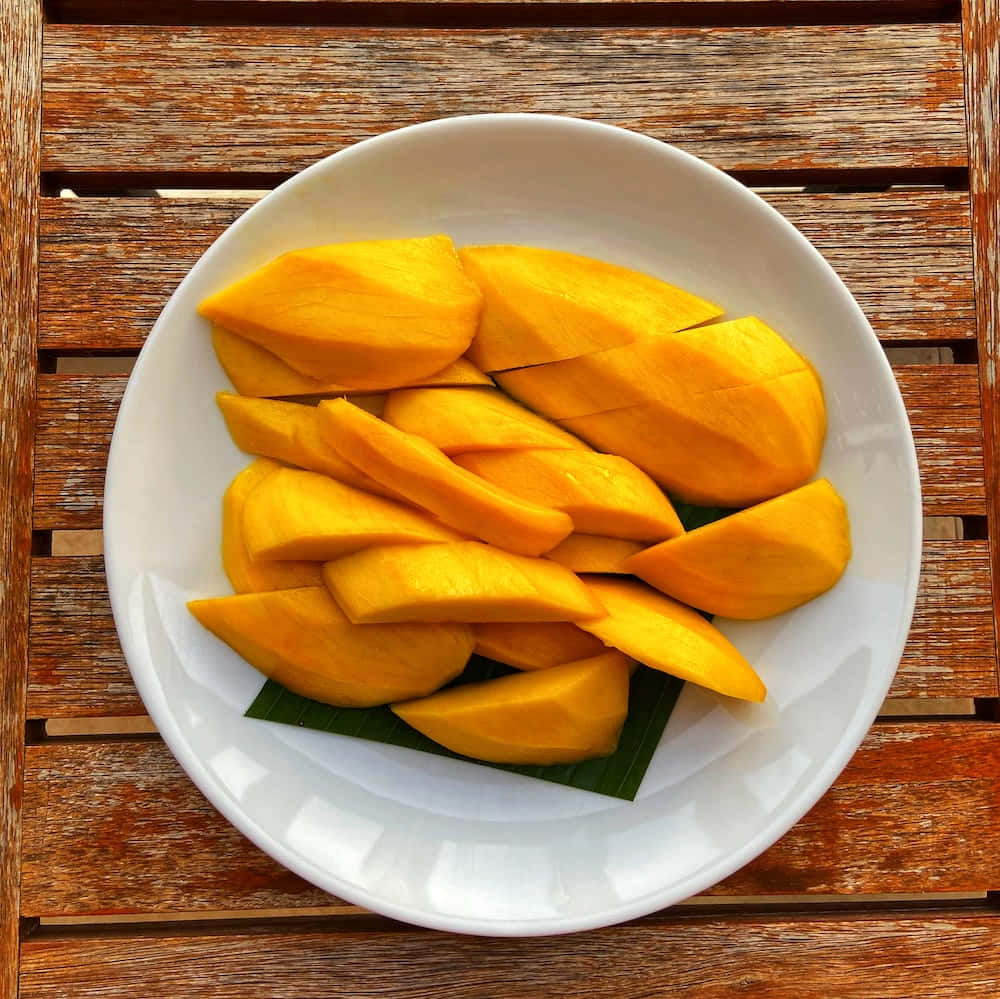 A vibrant, fresh mango to add delicious sweetness to any dish.