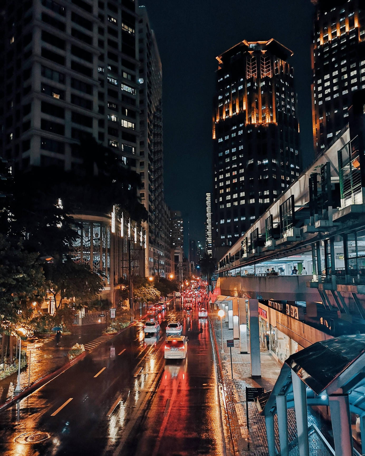 Manila's Busy Night Lights Wallpaper