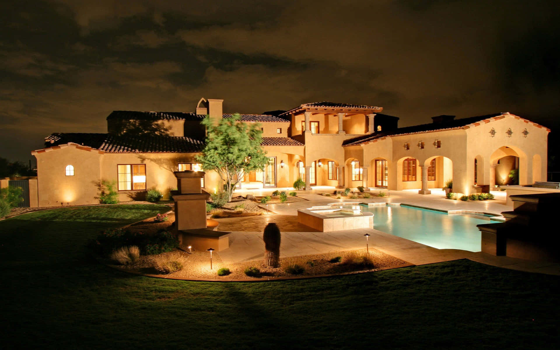 Mansion Pictures