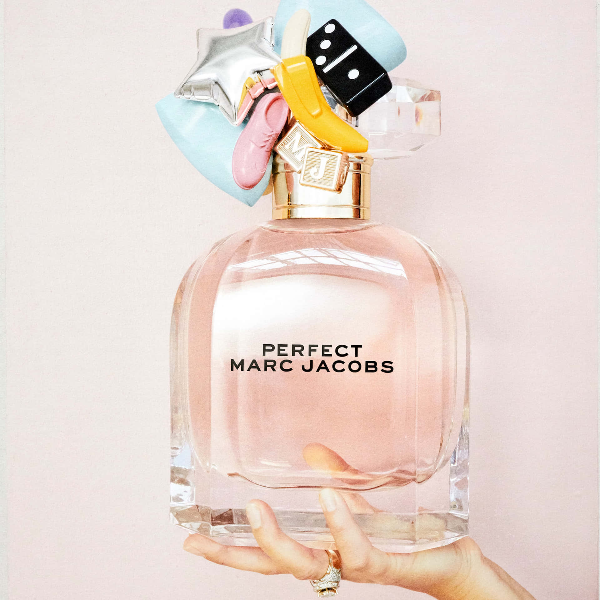 Download Marc Jacobs Perfect Perfume - Ad | Wallpapers.com