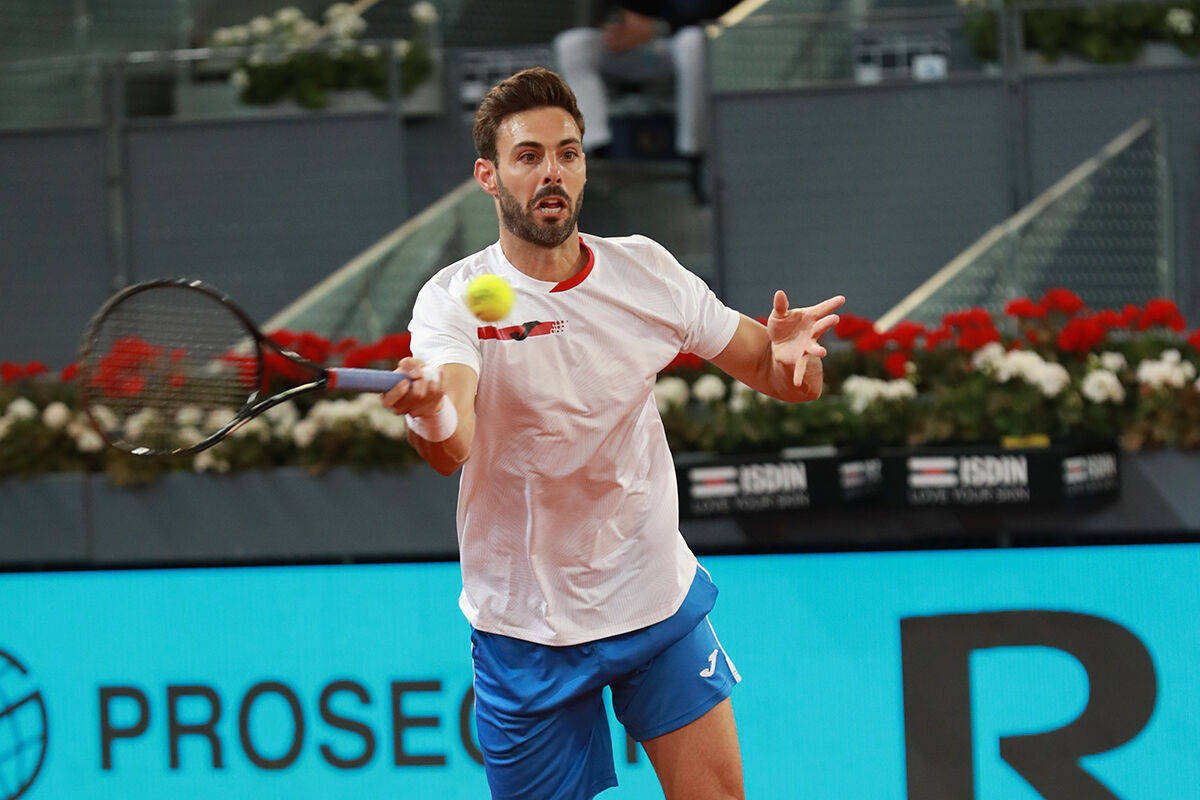 Marcel Granollers About To Hit Ball Wallpaper