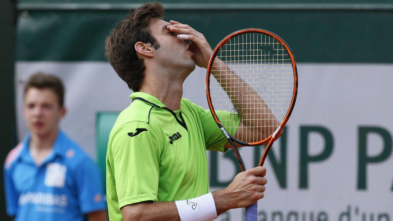 Marcel Granollers Doing A Face Palm Wallpaper
